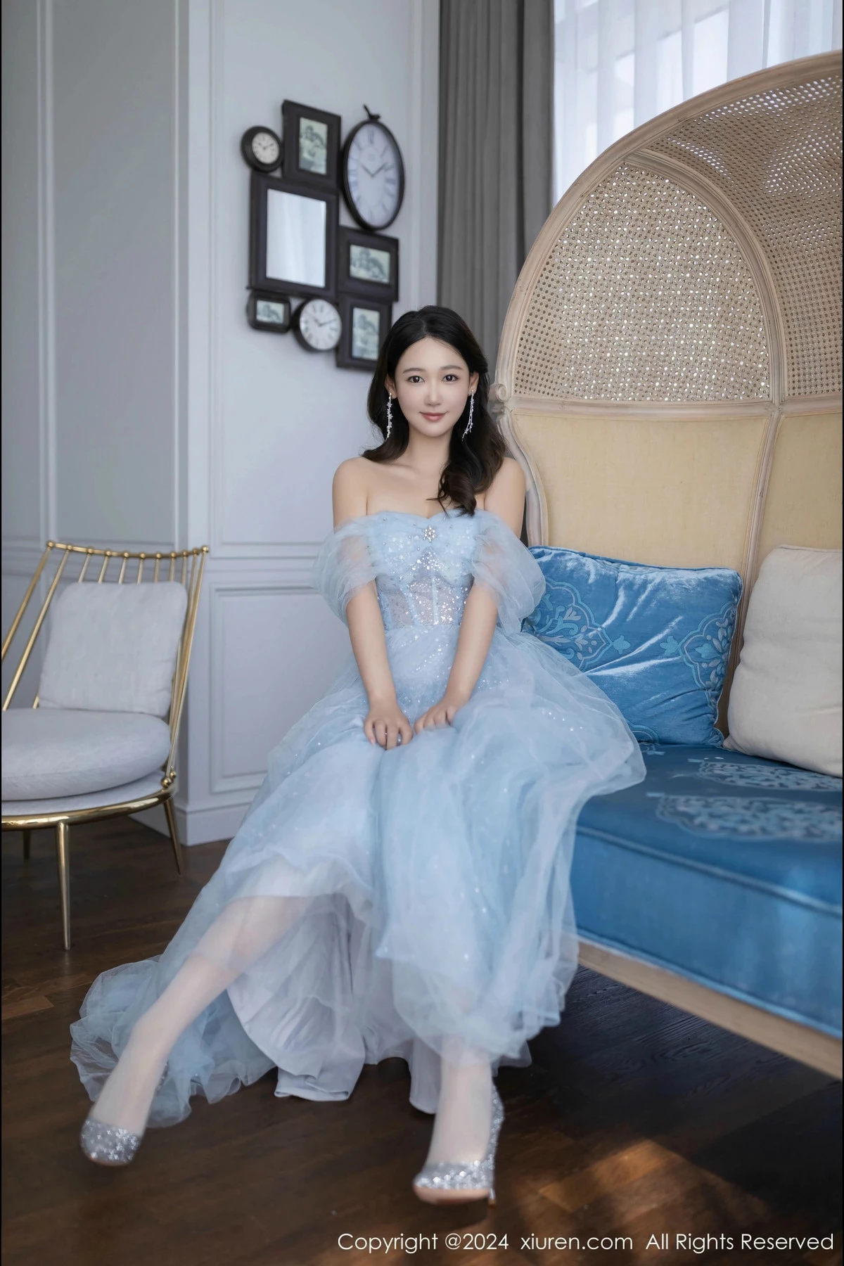 [[XiuRen秀人网]秀人网]No.9538_模特唐安琪性感淡蓝色薄纱礼裙露白色内衣秀曼妙身姿诱惑写真82P