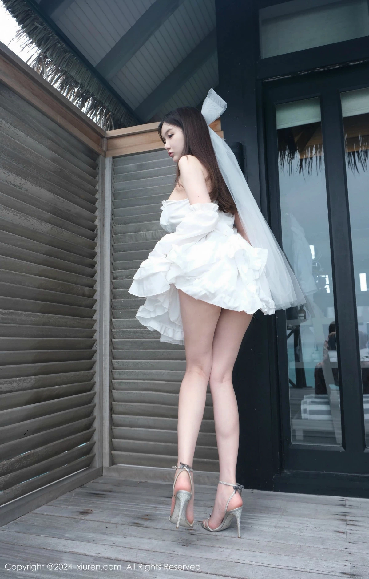 [[XiuRen秀人网]秀人网]No.9535_模特糯美子MINIbabe性感白色婚纱配情趣内衣秀惹火身材诱惑写真59P