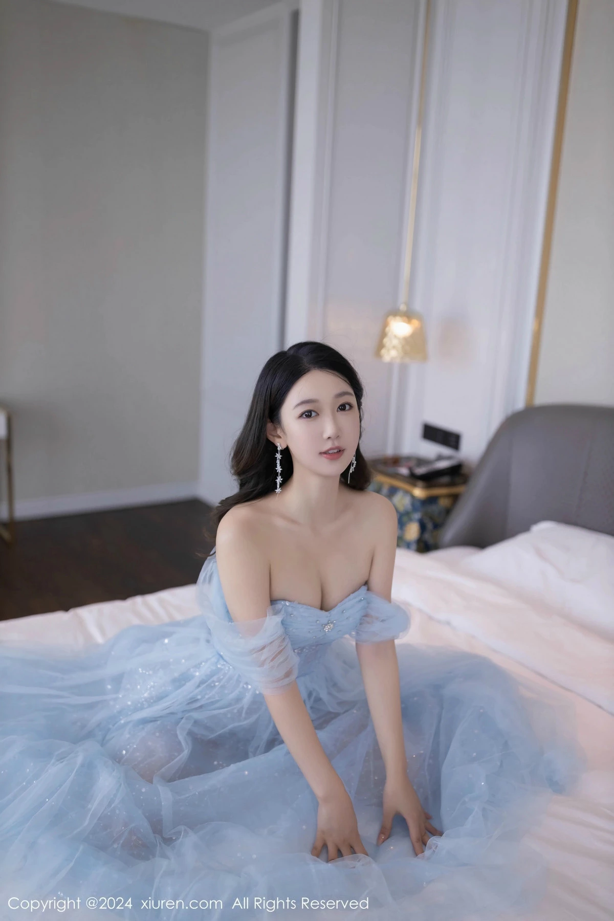 [[XiuRen秀人网]秀人网]No.9538_模特唐安琪性感淡蓝色薄纱礼裙露白色内衣秀曼妙身姿诱惑写真82P