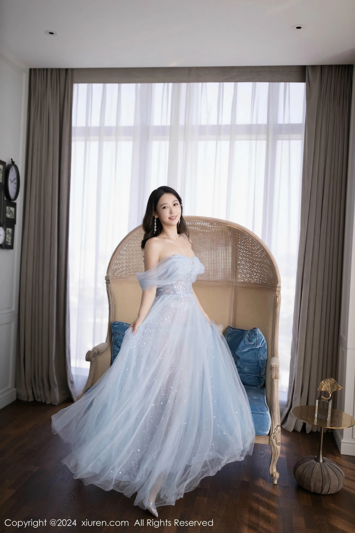 [[XiuRen秀人网]秀人网]No.9538_模特唐安琪性感淡蓝色薄纱礼裙露白色内衣秀曼妙身姿诱惑写真82P