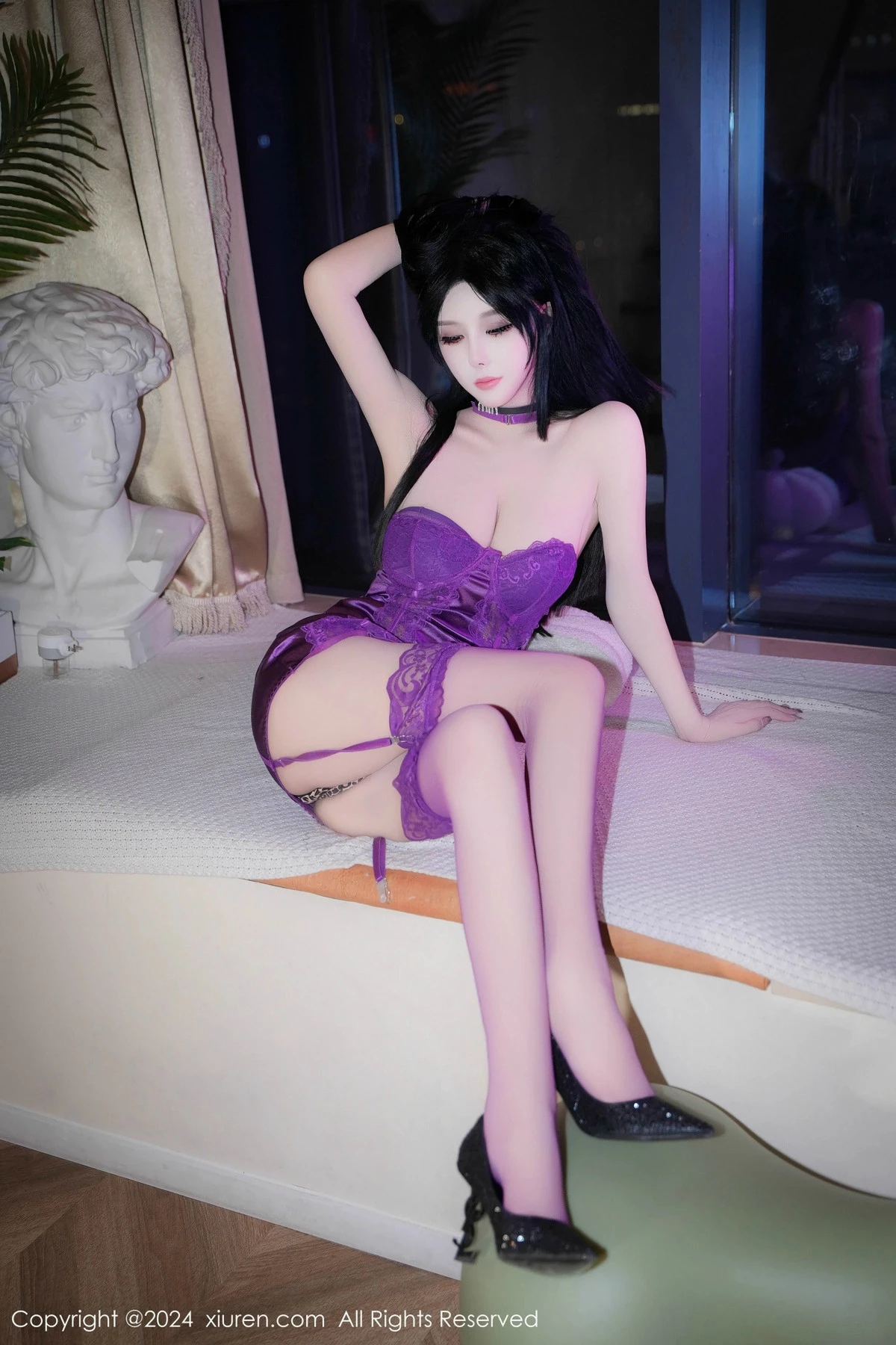 [[XiuRen秀人网]秀人网]No.9532_模特陈芊儿性感紫色情趣服露豹纹内衣配紫色丝袜秀美腿诱惑写真69P