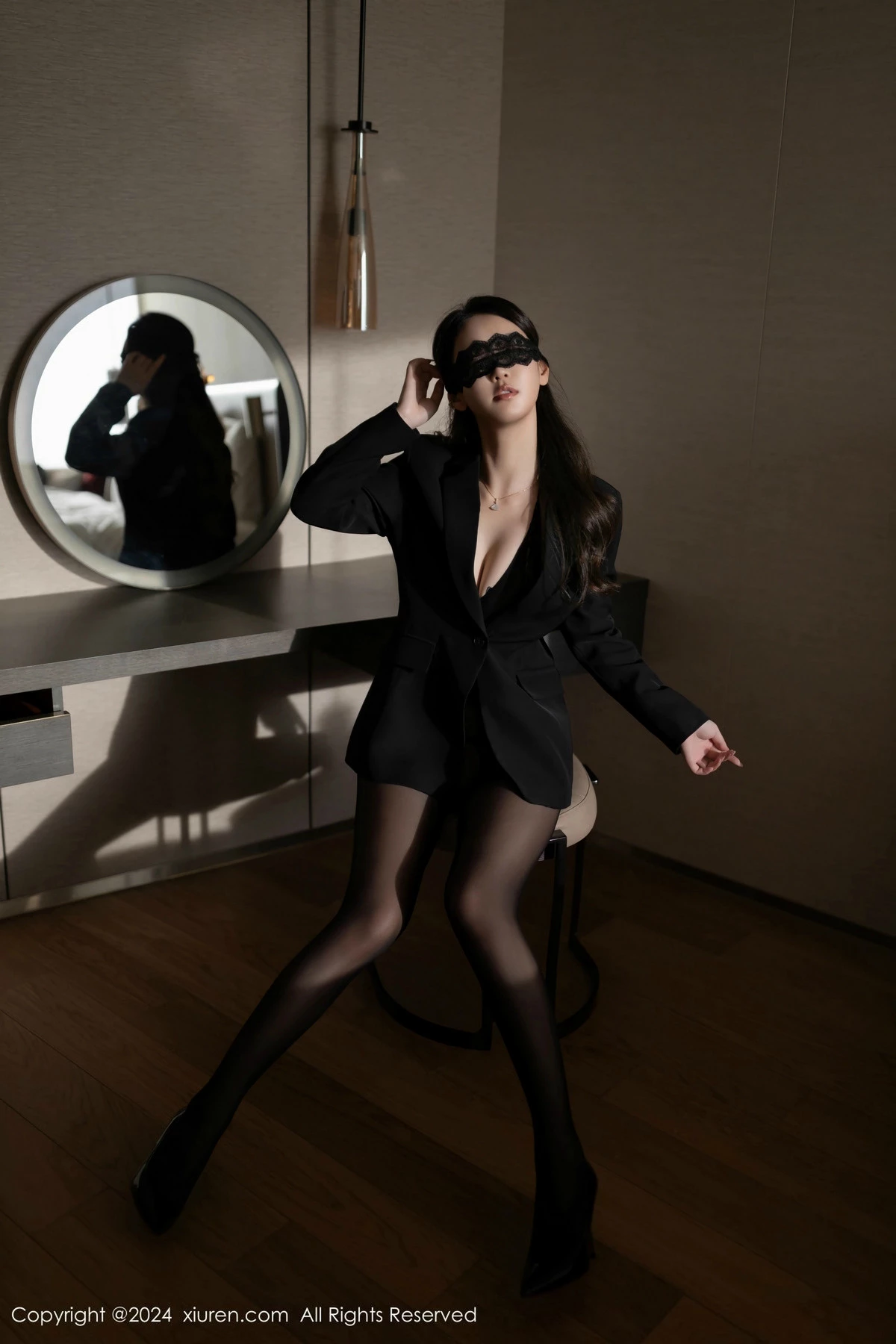 [[XiuRen秀人网]秀人网]No.9571_模特唐安琪私房性感黑色西服配开档黑丝秀曼妙身姿惹火诱惑写真83P