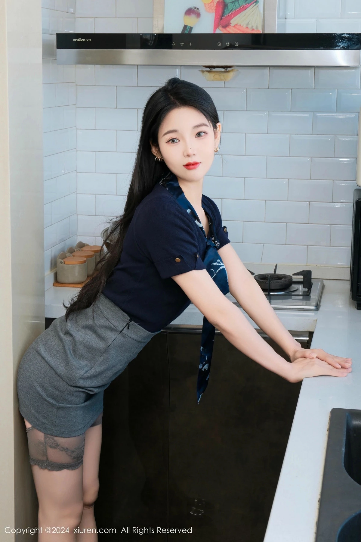 [[XiuRen秀人网]秀人网]No.9580_模特希恬儿性感红色情趣护士服配白丝袜秀曼妙身姿撩人诱惑写真66P