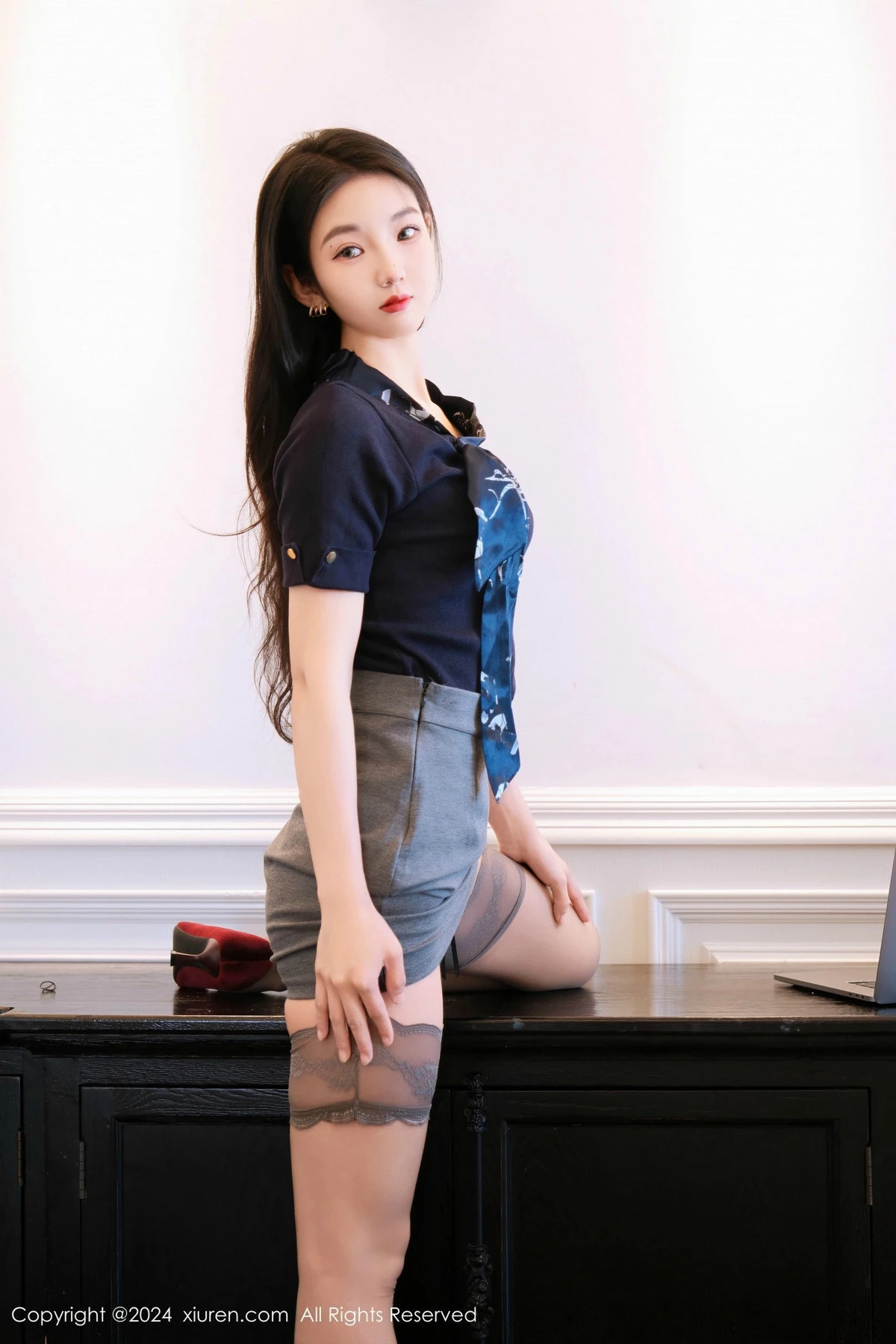 [[XiuRen秀人网]秀人网]No.9580_模特希恬儿性感红色情趣护士服配白丝袜秀曼妙身姿撩人诱惑写真66P