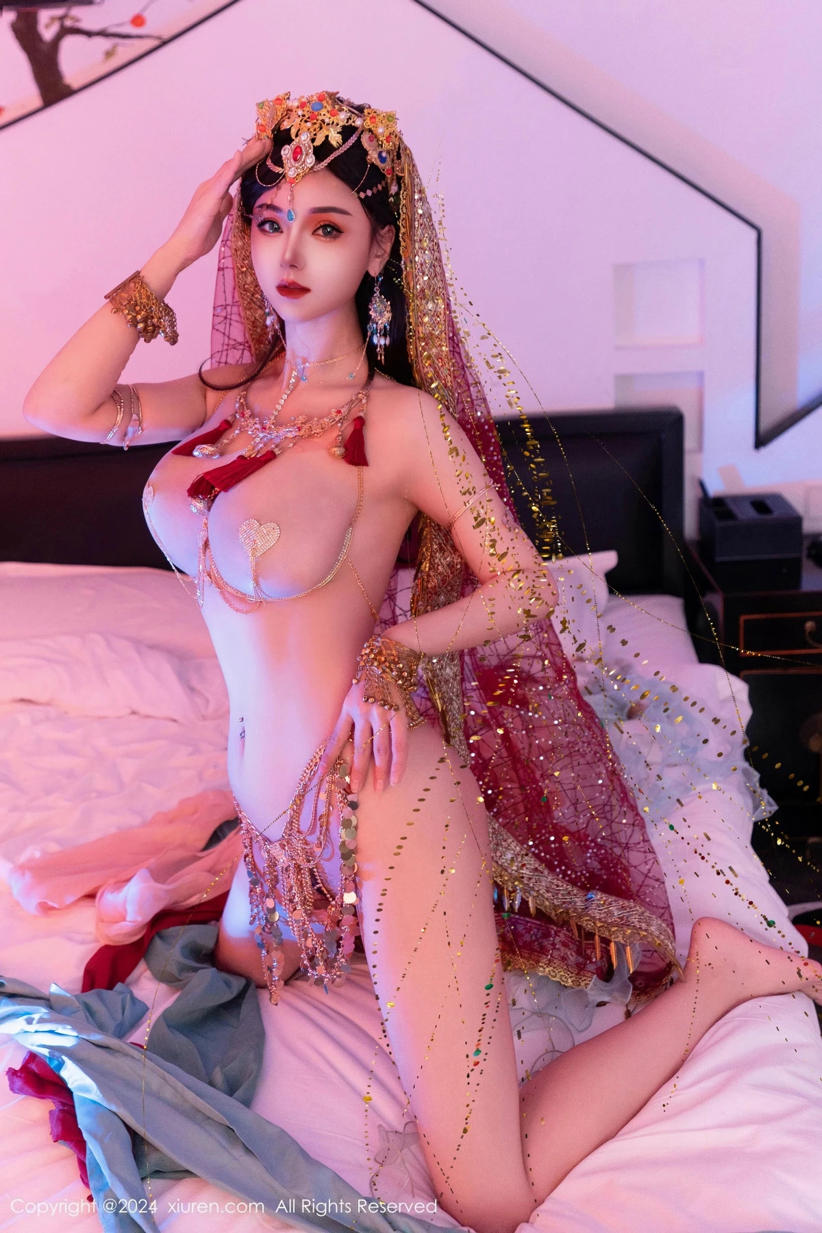 [[XiuRen秀人网]秀人网]No.9585_新人模特不吃冰淇淋异域风情女郎性感情趣服饰秀火辣身材诱惑写真85P