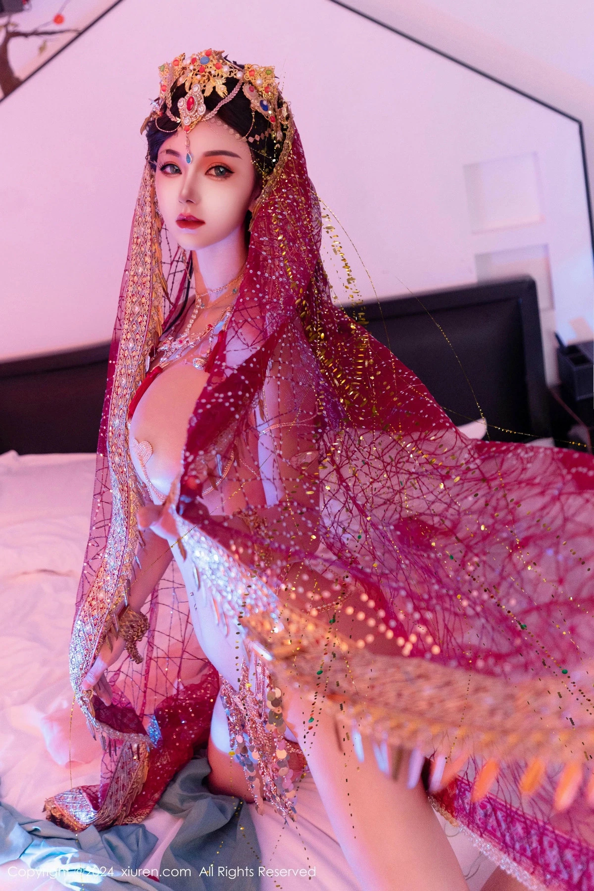 [[XiuRen秀人网]秀人网]No.9585_新人模特不吃冰淇淋异域风情女郎性感情趣服饰秀火辣身材诱惑写真85P