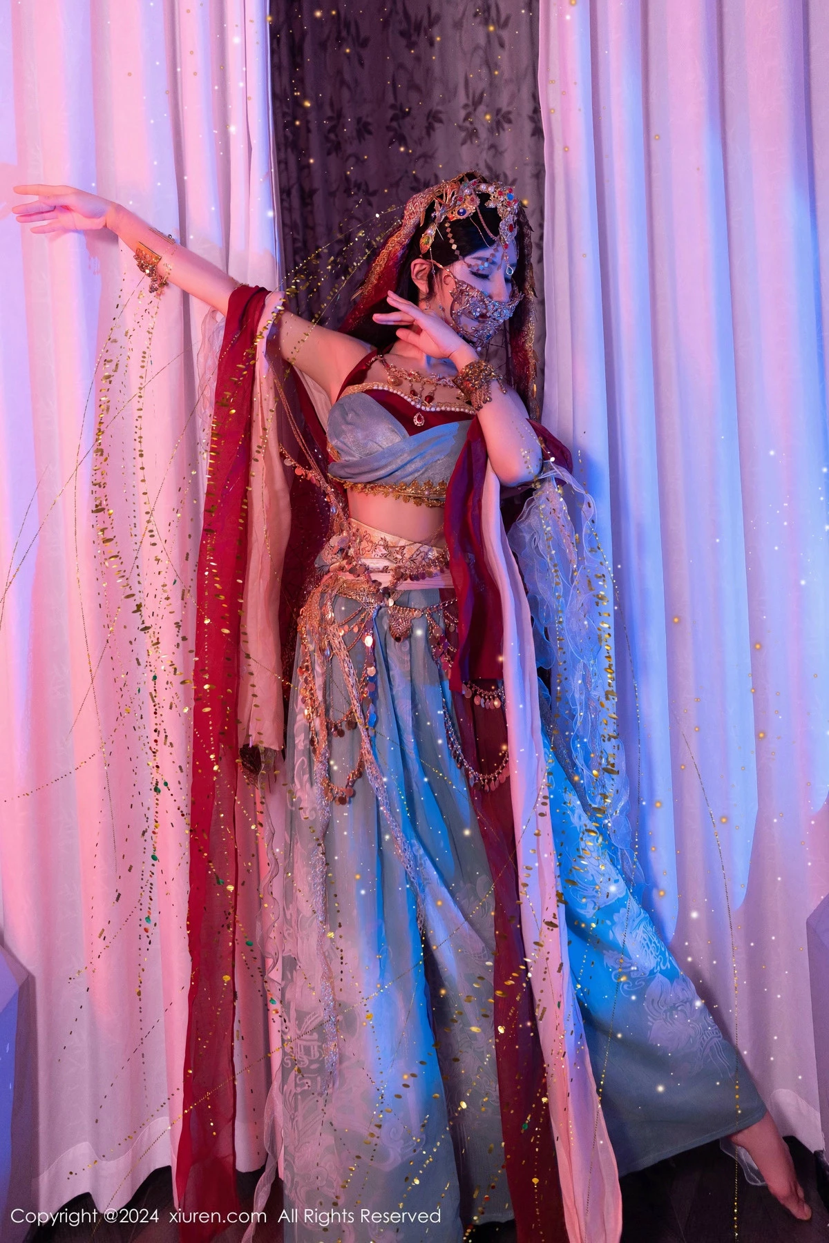 [[XiuRen秀人网]秀人网]No.9585_新人模特不吃冰淇淋异域风情女郎性感情趣服饰秀火辣身材诱惑写真85P