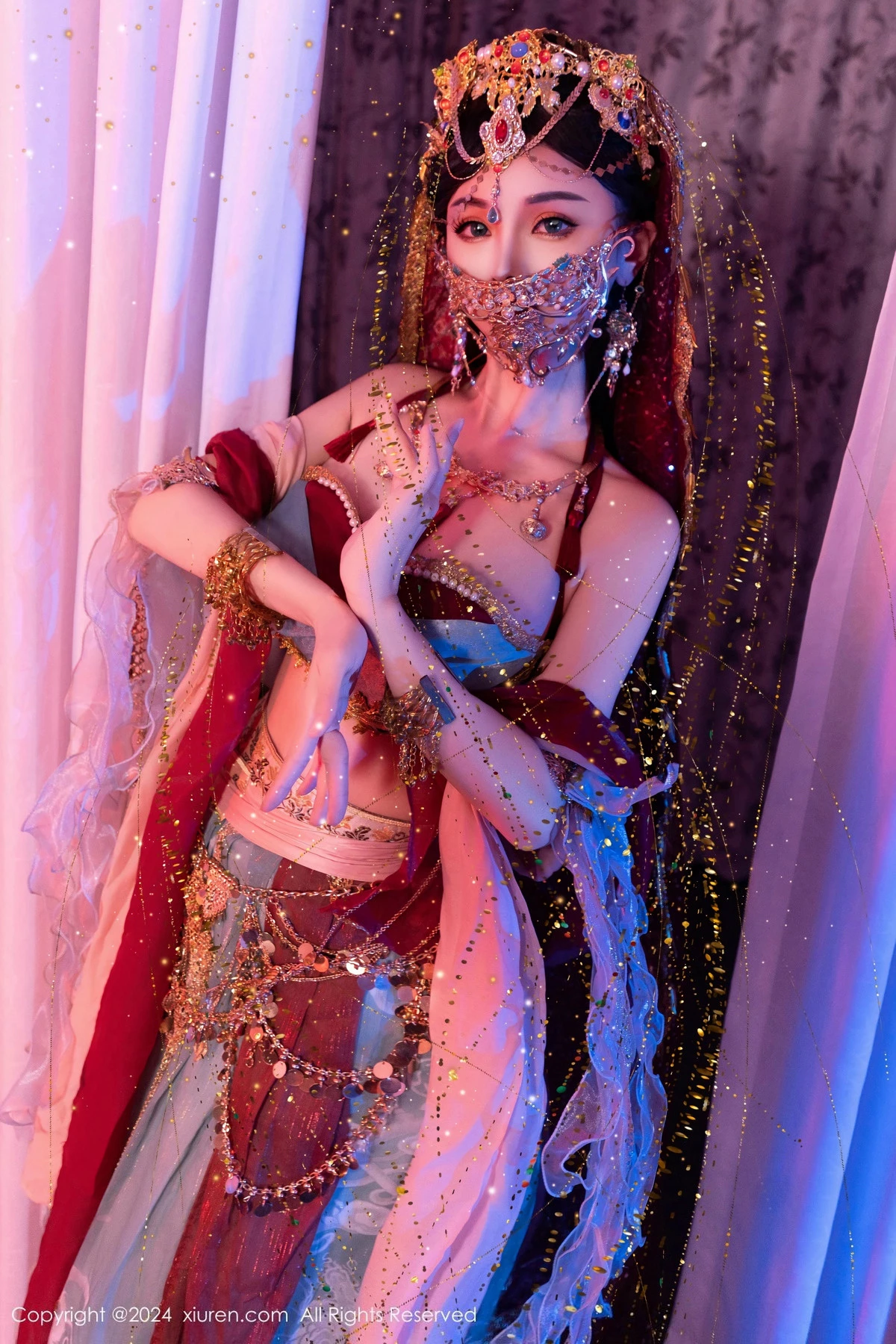 [[XiuRen秀人网]秀人网]No.9585_新人模特不吃冰淇淋异域风情女郎性感情趣服饰秀火辣身材诱惑写真85P