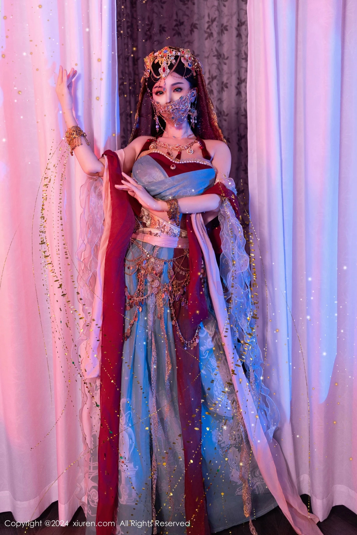 [[XiuRen秀人网]秀人网]No.9585_新人模特不吃冰淇淋异域风情女郎性感情趣服饰秀火辣身材诱惑写真85P