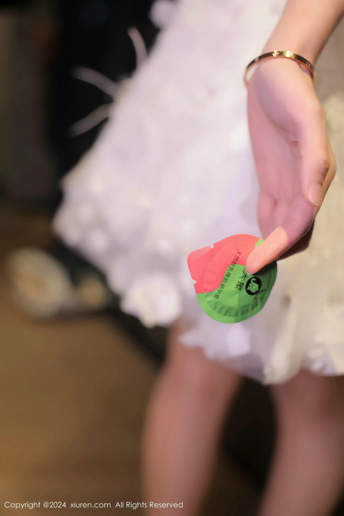 [[XiuRen秀人网]秀人网]No.9601_模特桃妖夭性感白色婚纱露白色内衣配超薄肉丝秀曼妙身姿诱惑写真77P