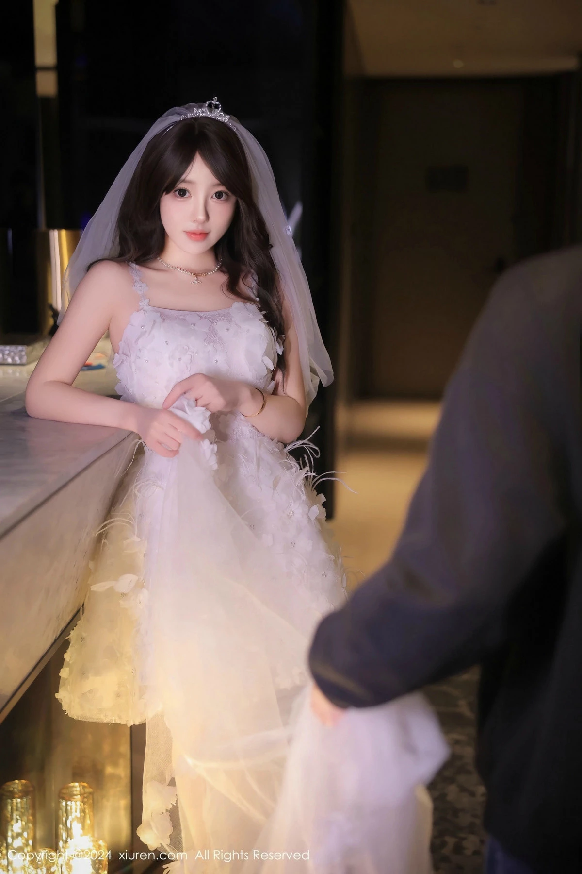 [[XiuRen秀人网]秀人网]No.9601_模特桃妖夭性感白色婚纱露白色内衣配超薄肉丝秀曼妙身姿诱惑写真77P