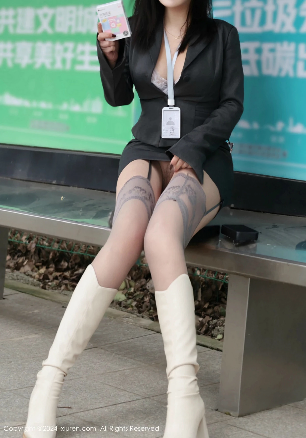 [[XiuRen秀人网]秀人网]No.9595_模特小薯条nienie性感OL制服露情趣内衣配灰丝吊袜秀美腿诱惑写真76P