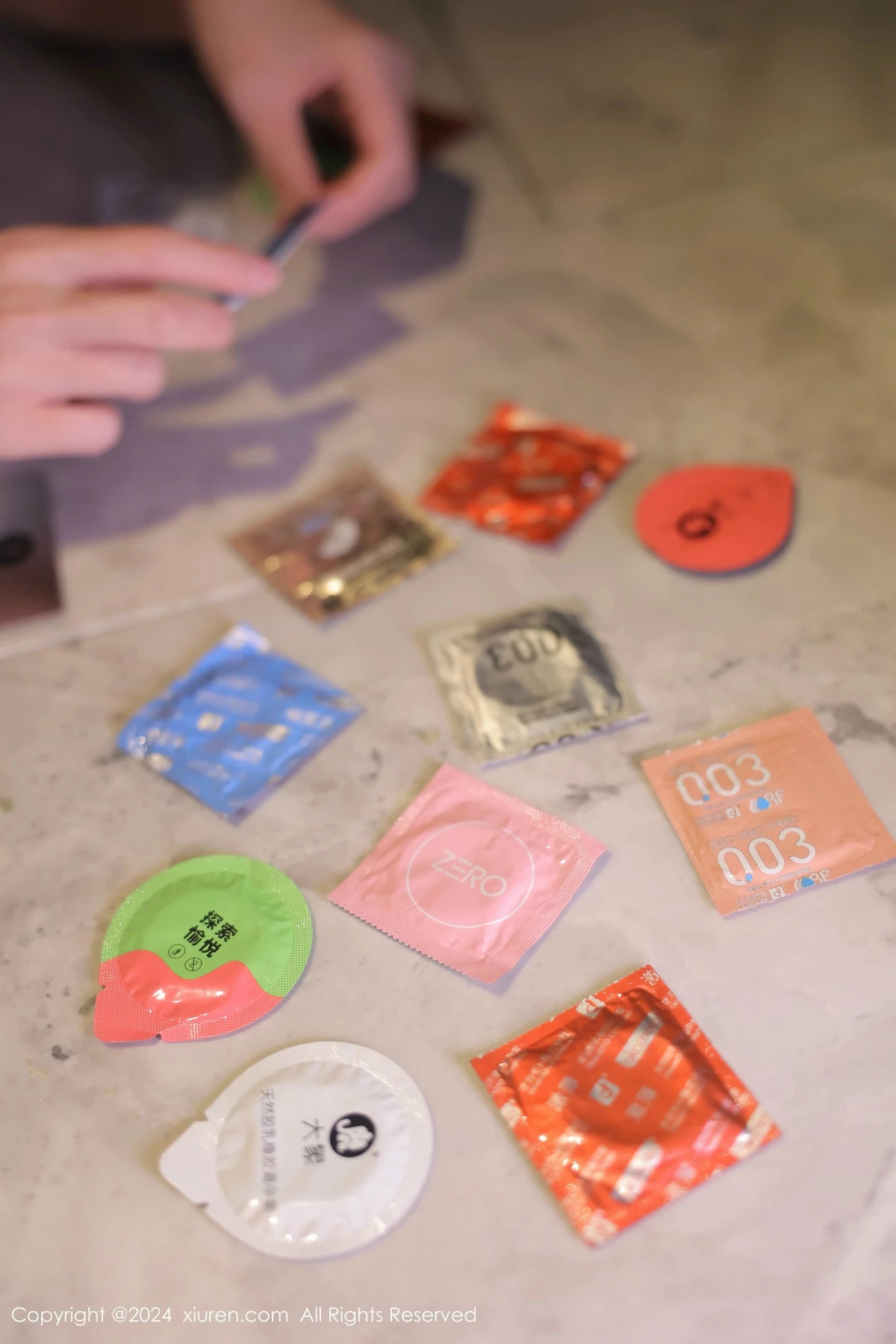 [[XiuRen秀人网]秀人网]No.9601_模特桃妖夭性感白色婚纱露白色内衣配超薄肉丝秀曼妙身姿诱惑写真77P