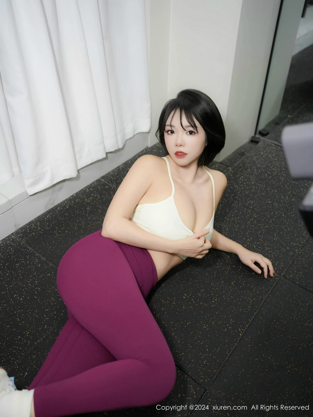 [[XiuRen秀人网]秀人网]No.9603_新人模特桃色奶酪健身房场景性感紫色瑜伽服秀丰腴身材诱惑写真53P