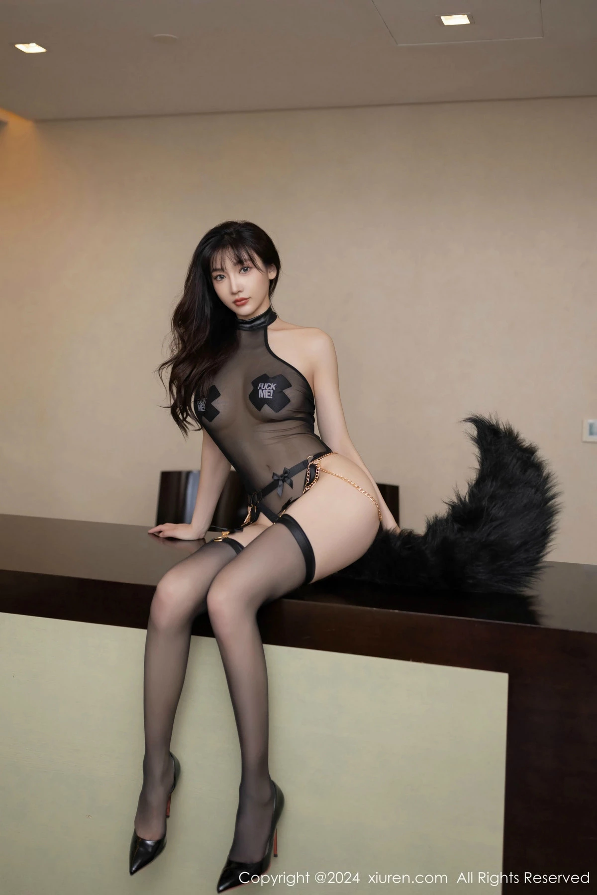 [[XiuRen秀人网]秀人网]No.9483_模特陆萱萱性感黑色薄透连体衣配超薄黑丝秀曼妙身姿诱惑写真80P