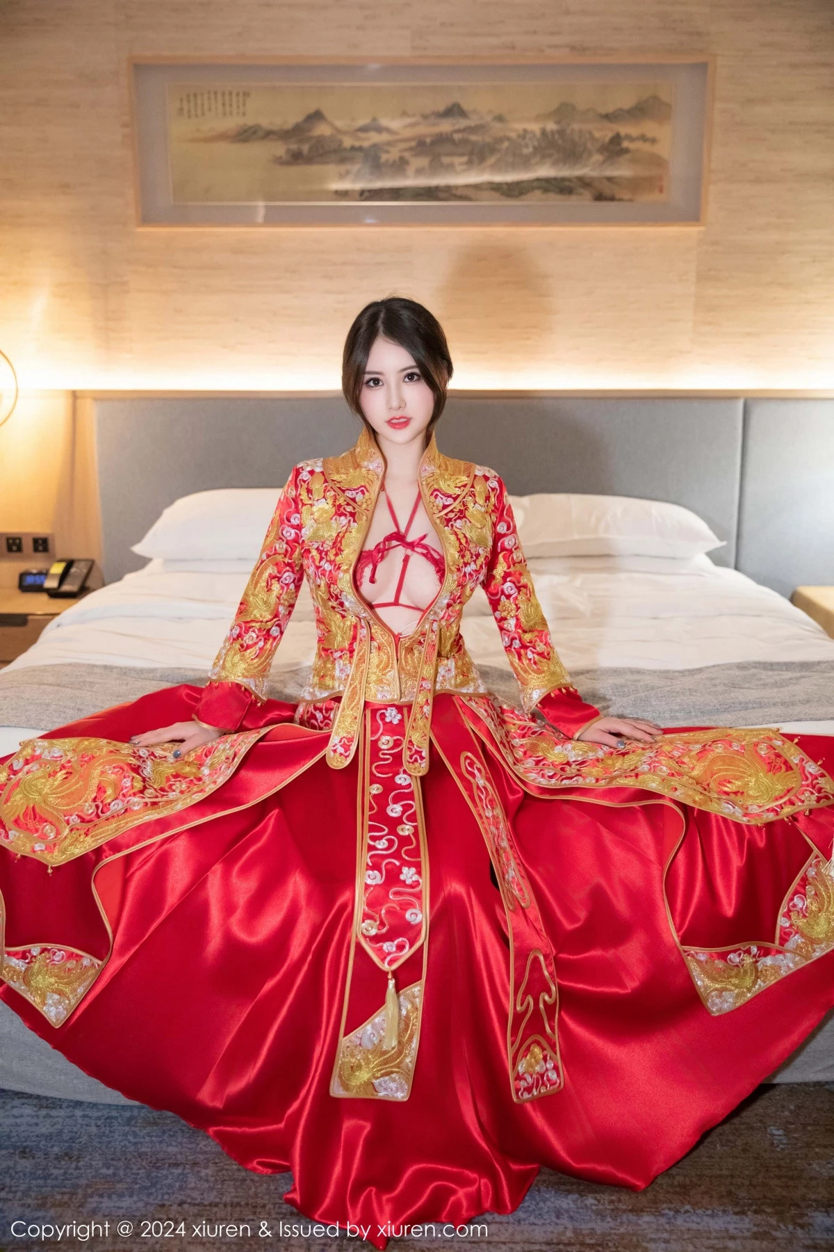 [[XiuRen秀人网]秀人网]No.9494_模特诗诗kiki性感红色新娘服饰露红色内衣秀惹火身材诱惑写真83P