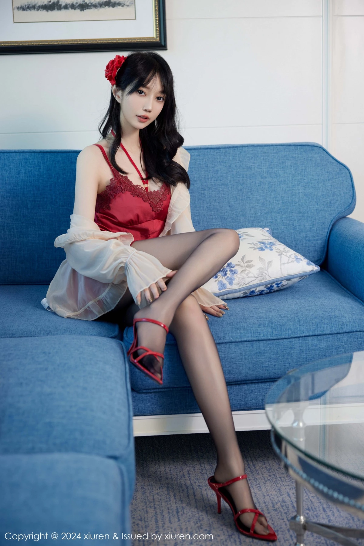 [[XiuRen秀人网]秀人网]No.9488_模特玥儿玥er性感红色睡裙露红色内衣配超薄黑色秀美腿诱惑写真79P