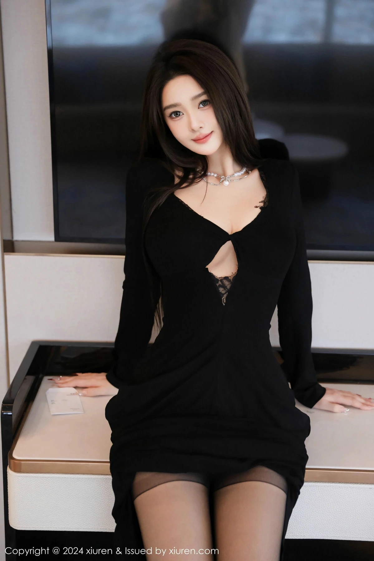 [[XiuRen秀人网]秀人网]No.9670_模特Candy糖糖性感黑色服饰露豹纹内衣配超薄黑丝秀美腿诱惑写真78P