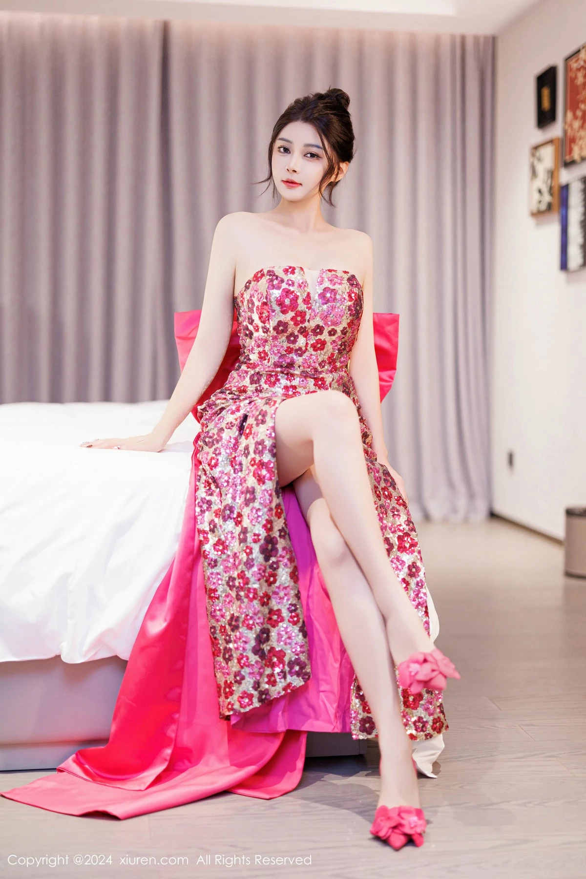 [[XiuRen秀人网]秀人网]No.9688_模特凯竹Quinn性感绿色比基尼+红色连衣裙秀丰腴身材诱惑写真81P