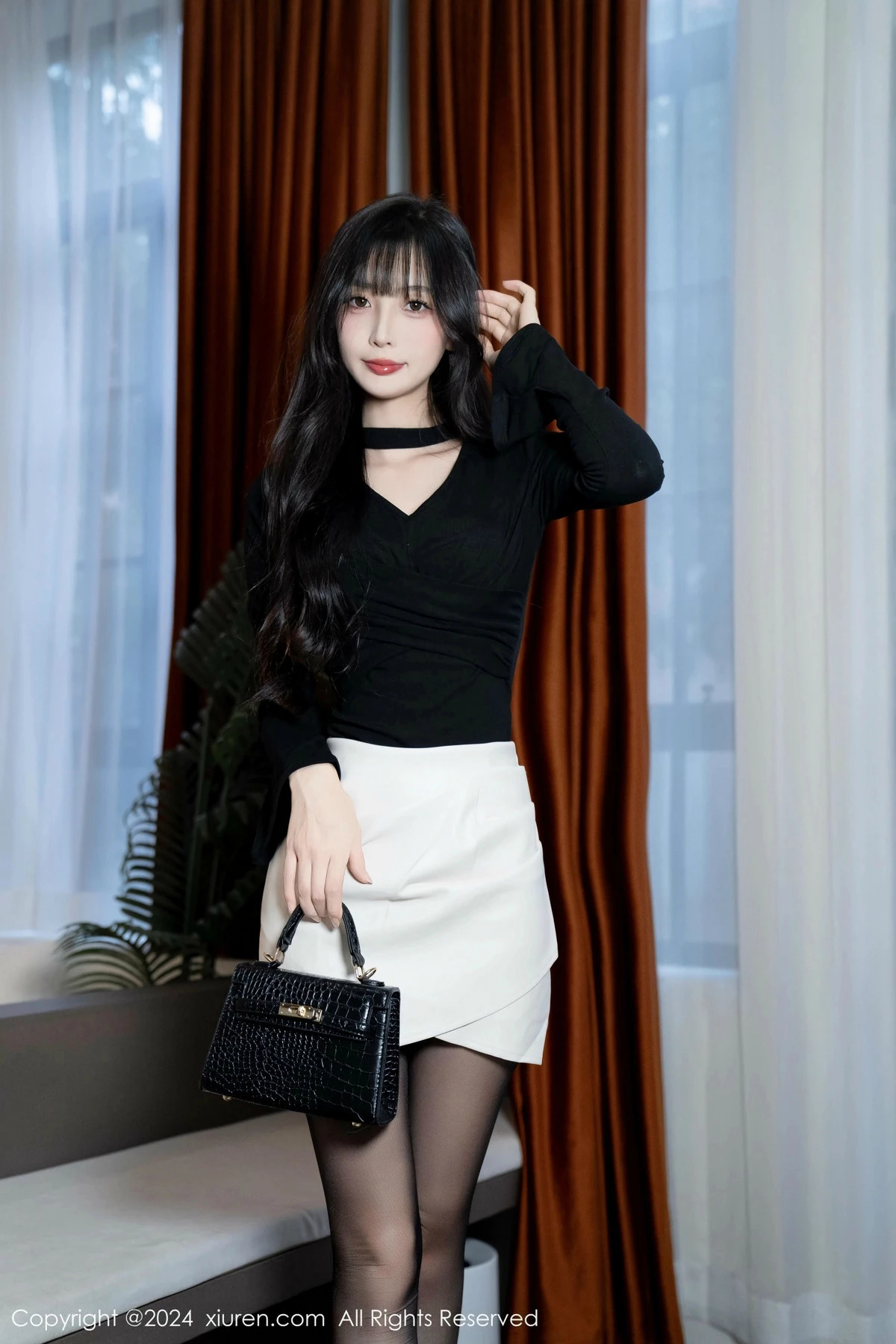 [[XiuRen秀人网]秀人网]No.9691_模特林星阑性感墨绿色内衣配超薄黑丝秀曼妙身姿迷人诱惑写真100P