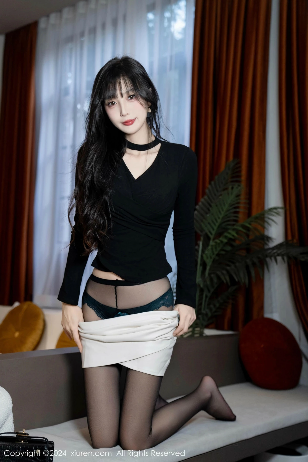 [[XiuRen秀人网]秀人网]No.9691_模特林星阑性感墨绿色内衣配超薄黑丝秀曼妙身姿迷人诱惑写真100P