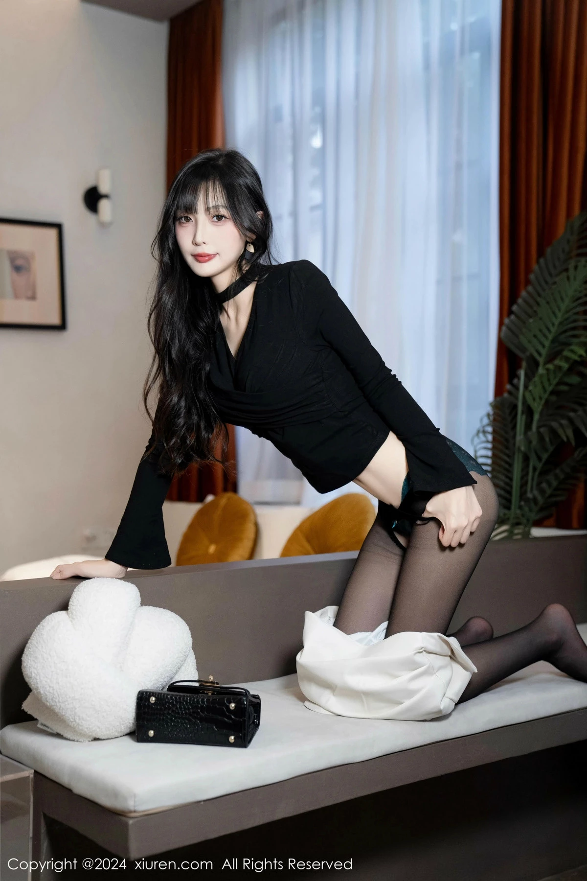 [[XiuRen秀人网]秀人网]No.9691_模特林星阑性感墨绿色内衣配超薄黑丝秀曼妙身姿迷人诱惑写真100P