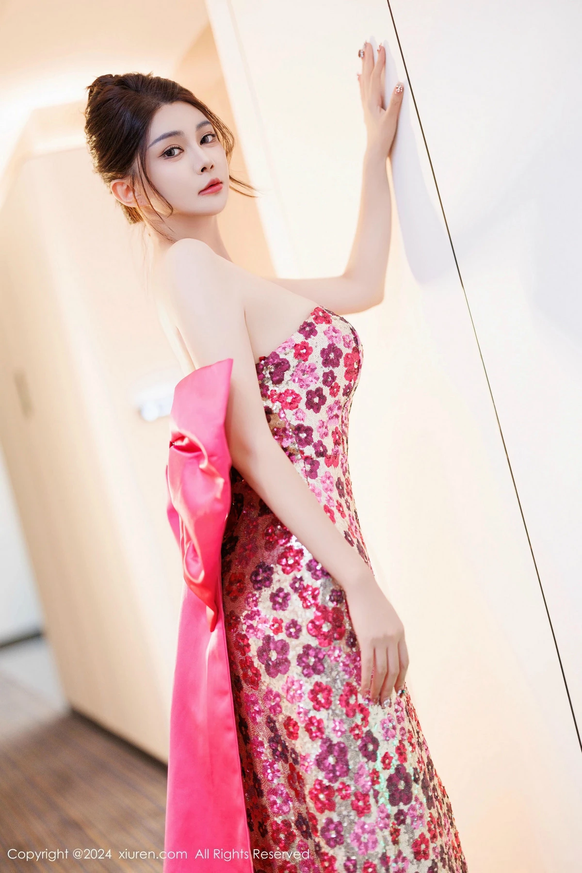 [[XiuRen秀人网]秀人网]No.9688_模特凯竹Quinn性感绿色比基尼+红色连衣裙秀丰腴身材诱惑写真81P