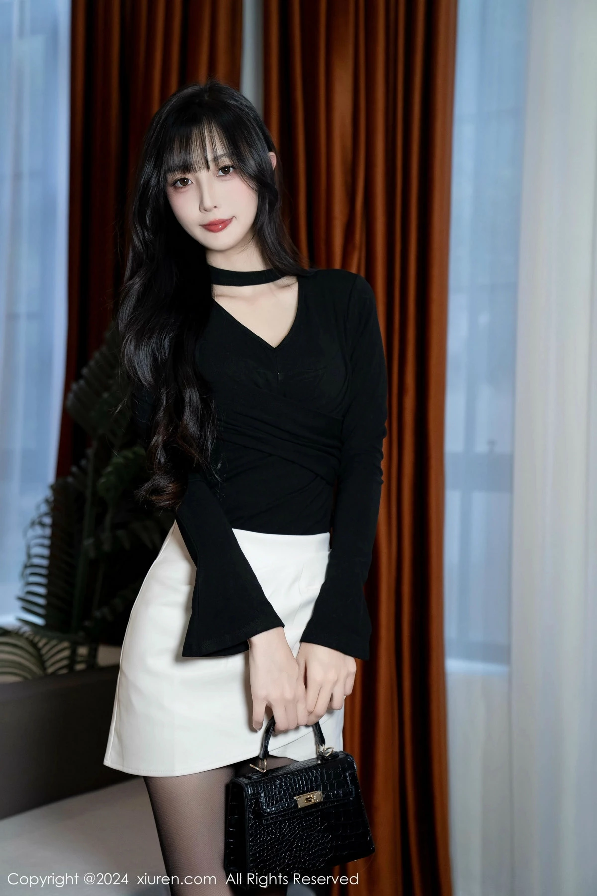 [[XiuRen秀人网]秀人网]No.9691_模特林星阑性感墨绿色内衣配超薄黑丝秀曼妙身姿迷人诱惑写真100P