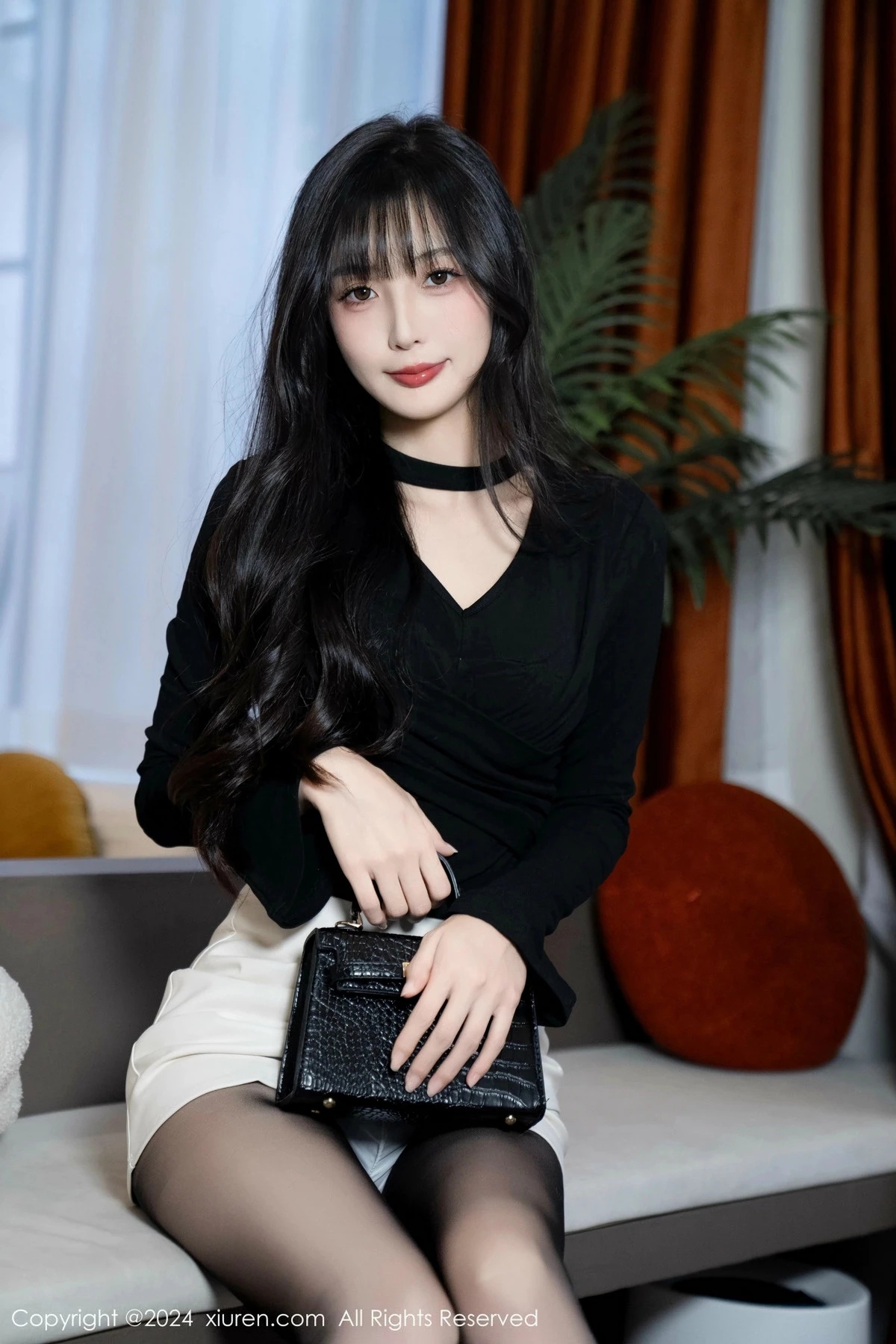 [[XiuRen秀人网]秀人网]No.9691_模特林星阑性感墨绿色内衣配超薄黑丝秀曼妙身姿迷人诱惑写真100P