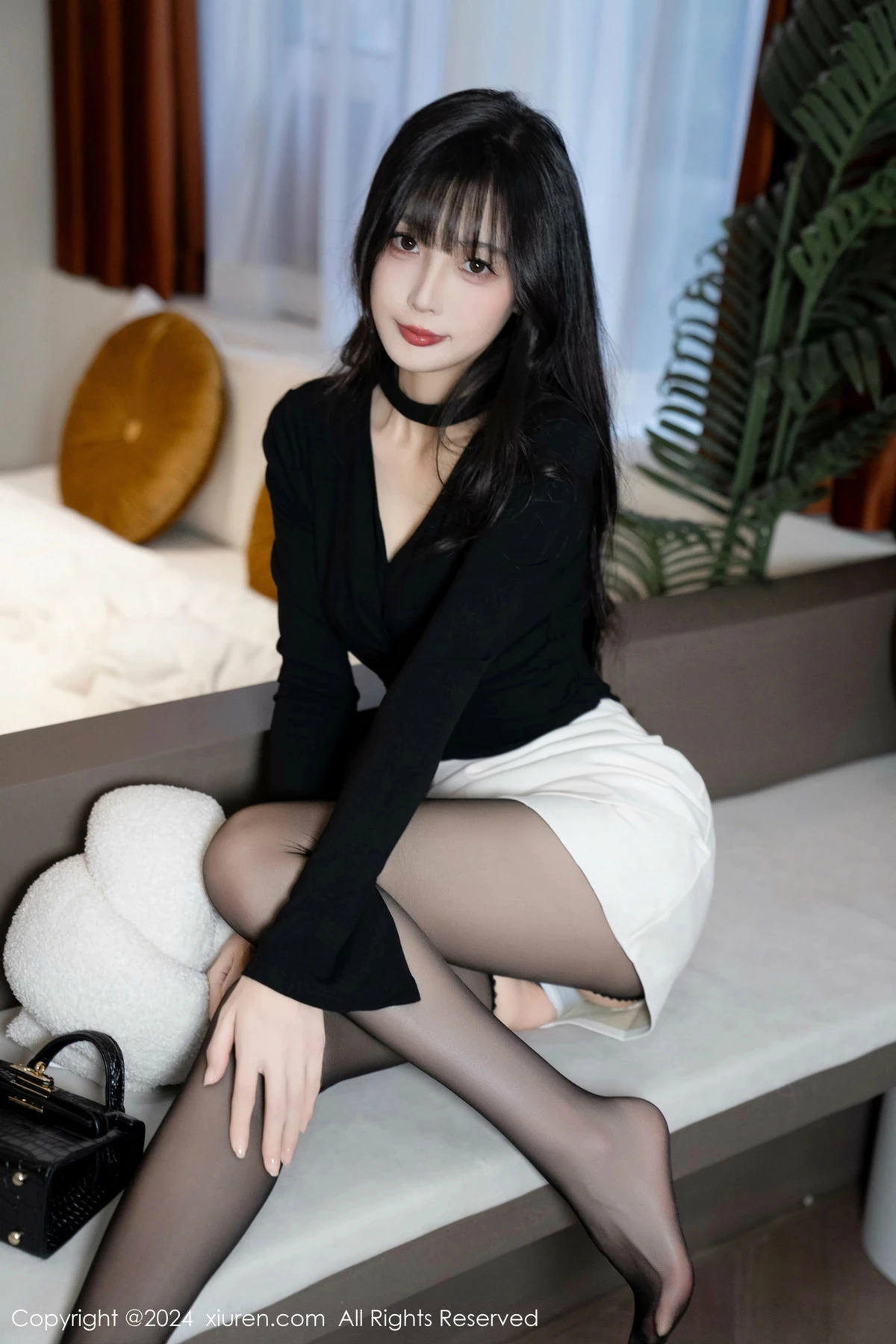 [[XiuRen秀人网]秀人网]No.9691_模特林星阑性感墨绿色内衣配超薄黑丝秀曼妙身姿迷人诱惑写真100P