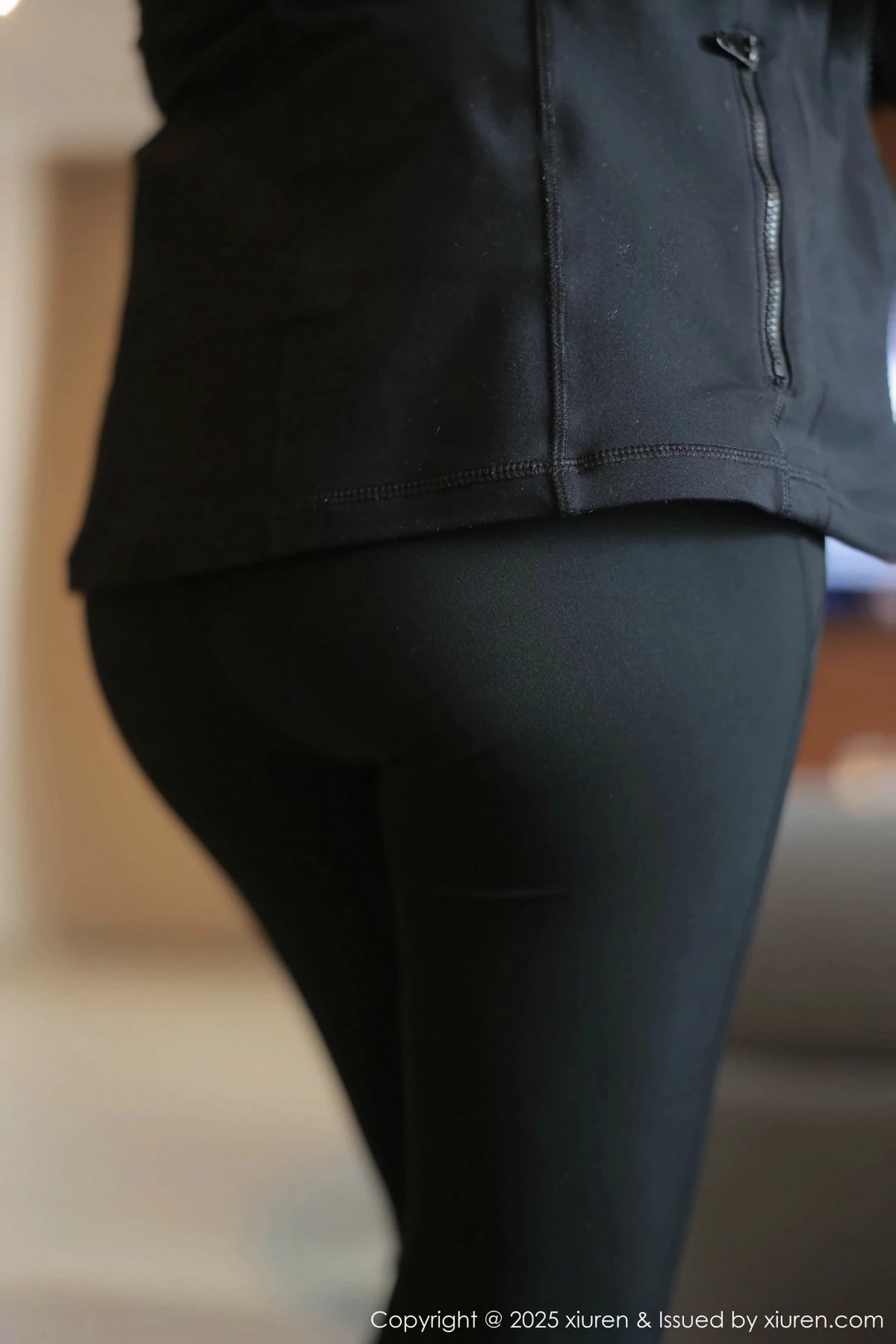 [[XiuRen秀人网]秀人网]No.9694_新人模特Monica性感简约黑色服饰露黑色内衣秀曼妙身姿诱惑写真79P