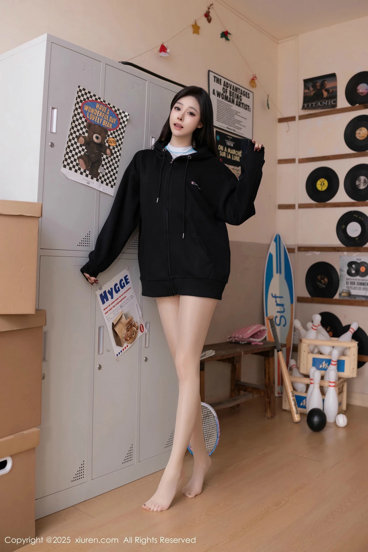 [[XiuRen秀人网]秀人网]No.9707_模特小逗逗性感白色高叉连体衣配超薄肉丝秀曼妙身材诱惑写真80P