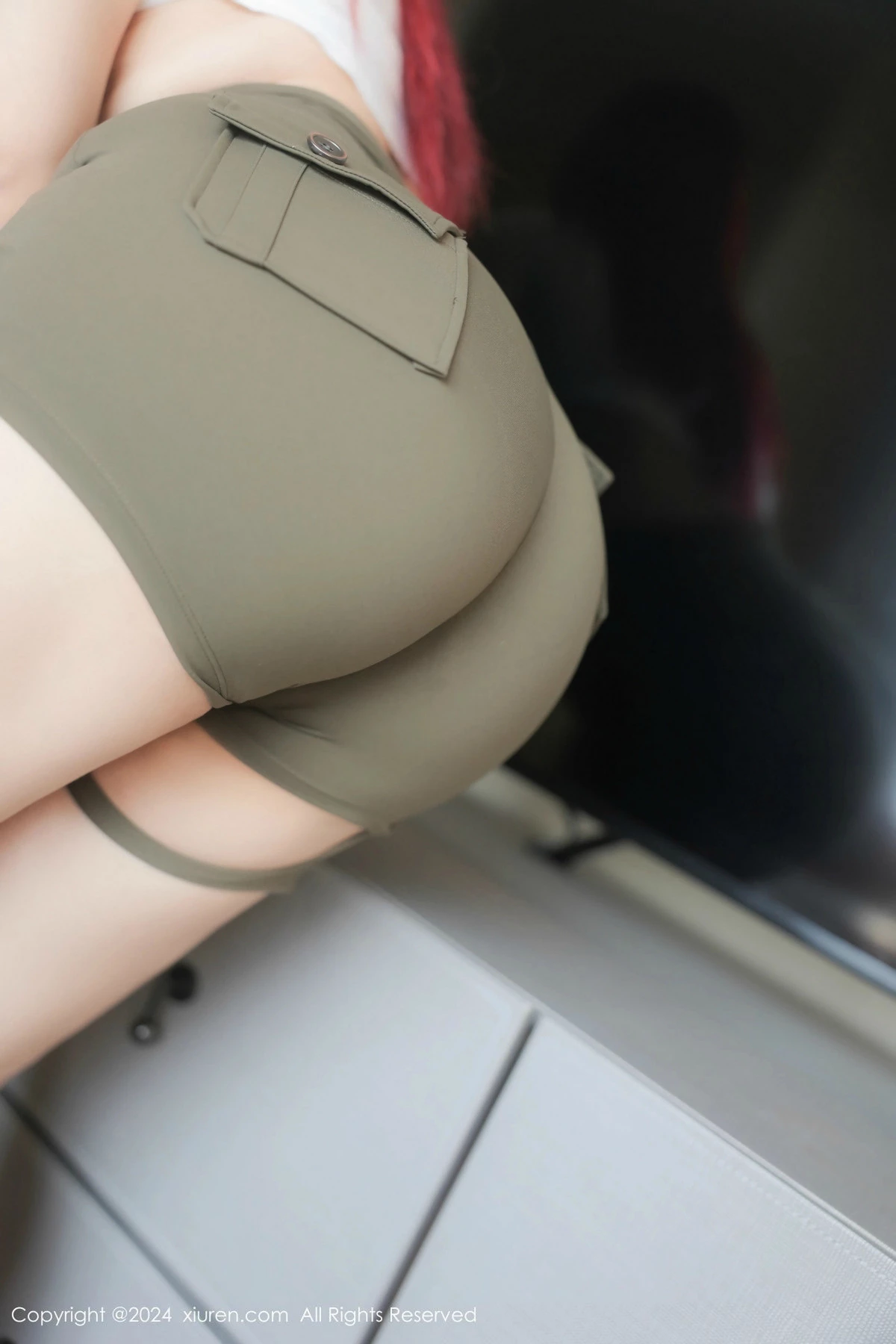 [[XiuRen秀人网]秀人网]No.9615_新人模特H70的Lena性感白色T恤配短裤半脱露傲人豪乳诱惑写真81P