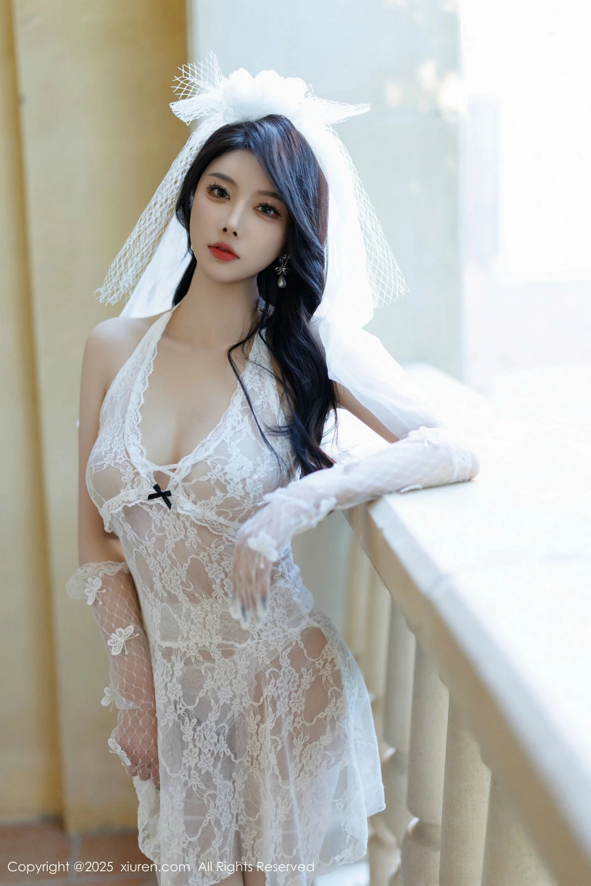 [[XiuRen秀人网]秀人网]No.9722_女神杨晨晨Yome性感白色情趣内衣配白丝吊袜秀丰腴身材诱惑写真83P