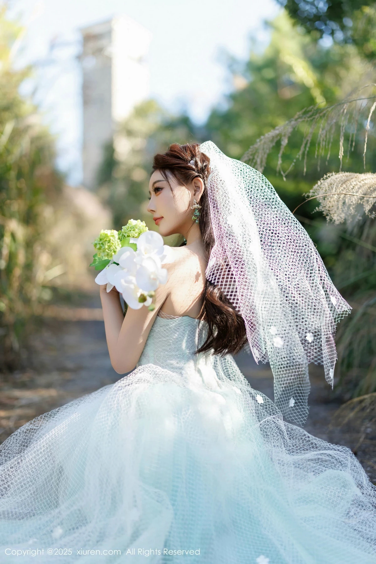 [[XiuRen秀人网]秀人网]No.9722_女神杨晨晨Yome性感白色情趣内衣配白丝吊袜秀丰腴身材诱惑写真83P