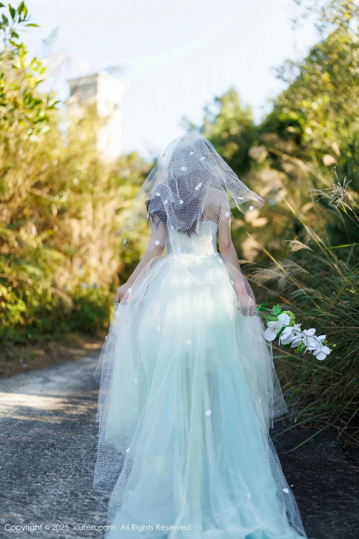 [[XiuRen秀人网]秀人网]No.9722_女神杨晨晨Yome性感白色情趣内衣配白丝吊袜秀丰腴身材诱惑写真83P