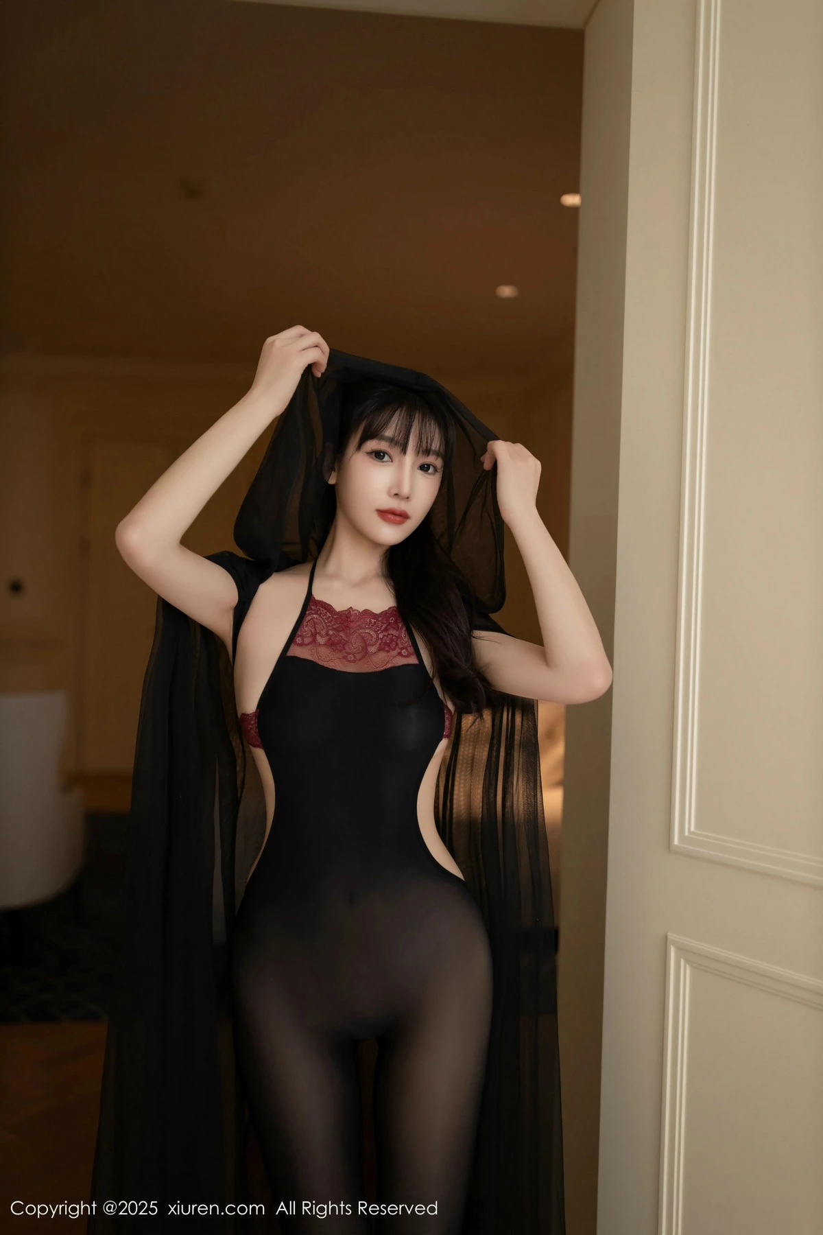 [[XiuRen秀人网]秀人网]No.9735_模特陆萱萱私房性感黑色薄透连体丝袜秀柔美身姿惹火诱惑写真80P