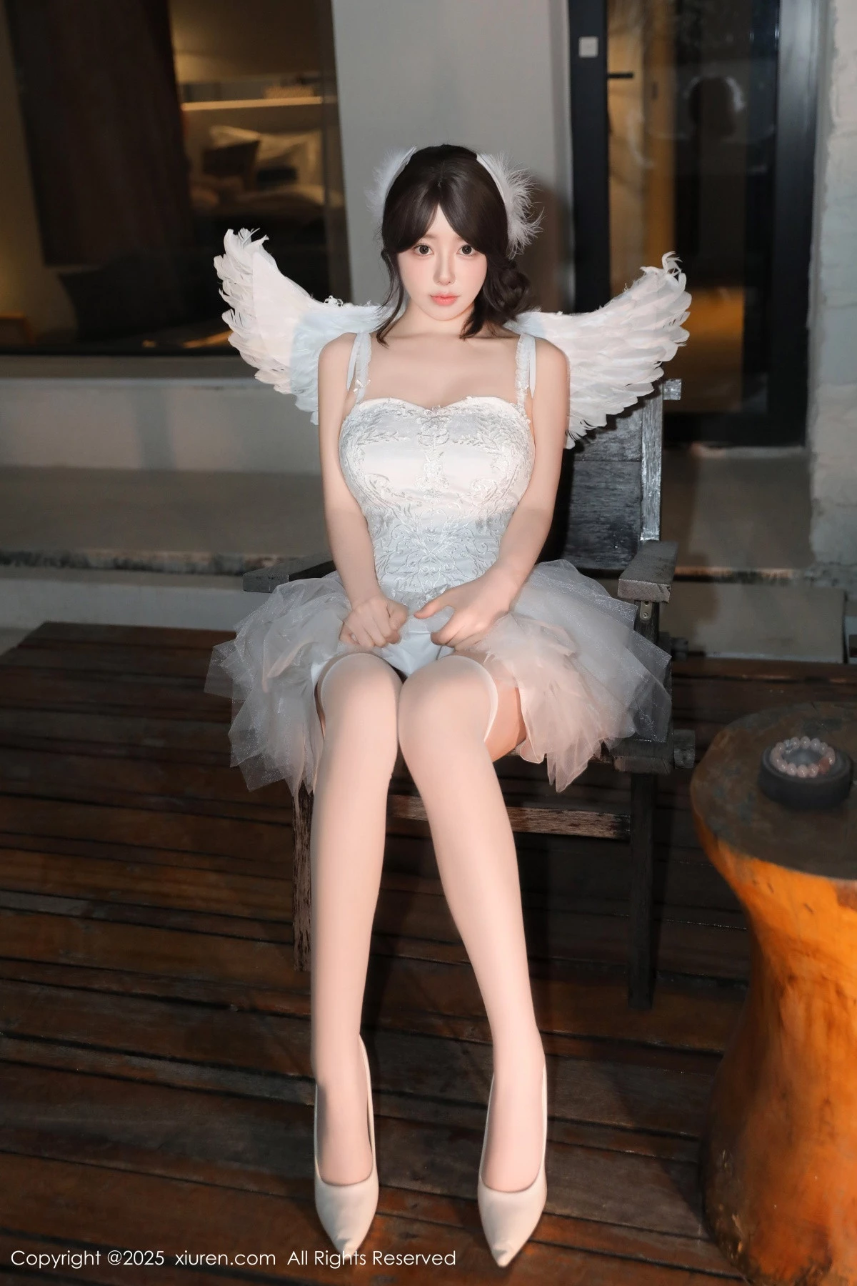 [[XiuRen秀人网]秀人网]No.9742_模特桃妖夭天使装扮露性感白色内衣配白丝袜秀曼妙身材诱惑写真82P