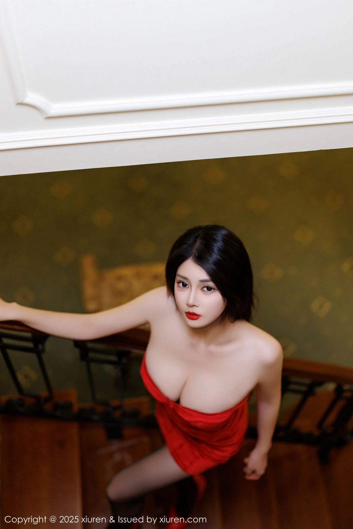 [[XiuRen秀人网]秀人网]No.9738_模特凯竹Quinn性感红色连衣短裙露情趣内衣秀丰腴身材诱惑写真88P