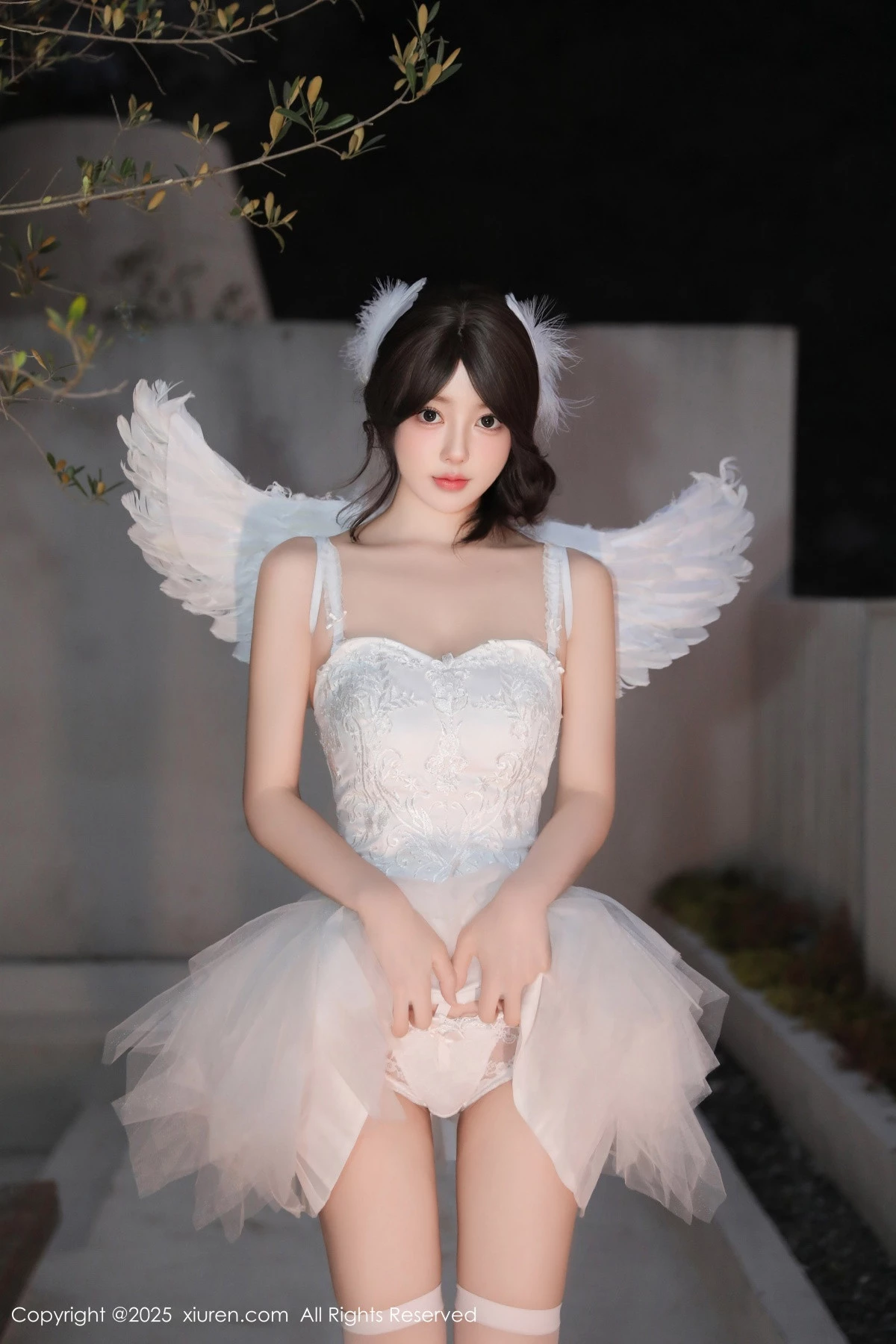 [[XiuRen秀人网]秀人网]No.9742_模特桃妖夭天使装扮露性感白色内衣配白丝袜秀曼妙身材诱惑写真82P