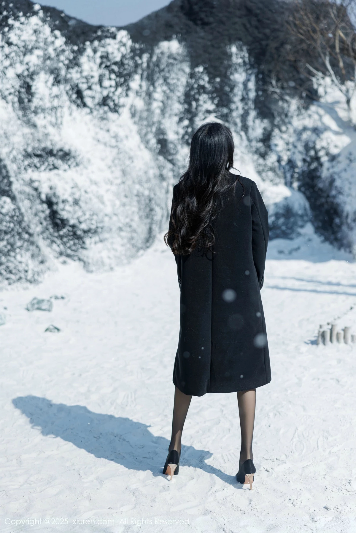 [[XiuRen秀人网]秀人网]No.9749_模特林星阑性感黑色情趣内衣配超薄黑丝秀曼妙身姿完美诱惑写真101P