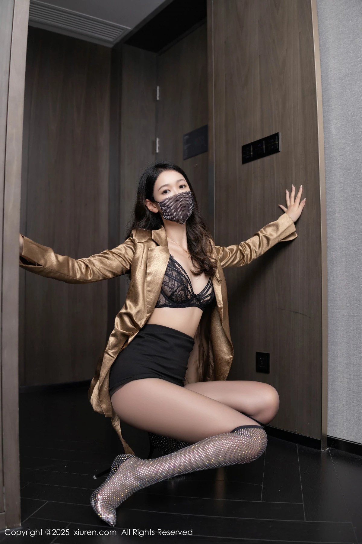 [[XiuRen秀人网]秀人网]No.9751_模特唐安琪性感黑色情趣内衣配魅惑黑丝秀柔美身段迷人诱惑写真80P