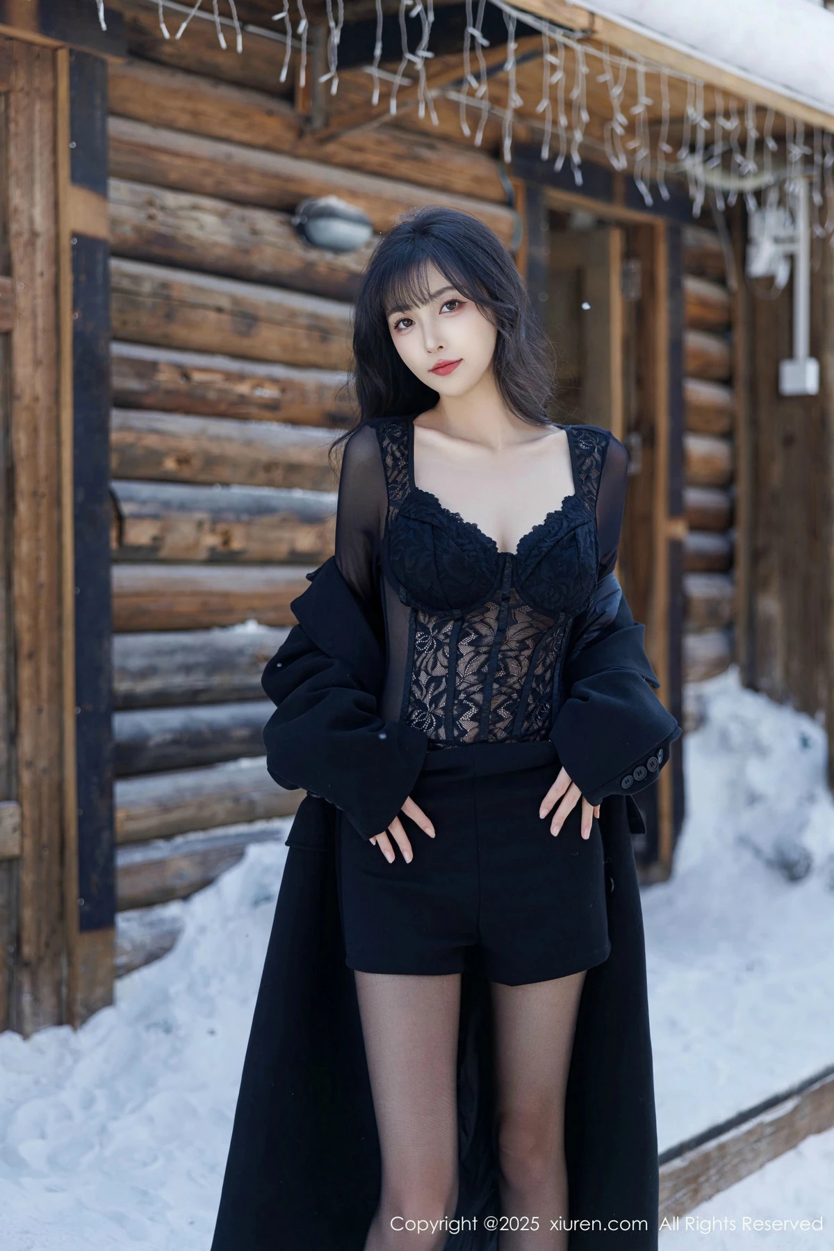 [[XiuRen秀人网]秀人网]No.9749_模特林星阑性感黑色情趣内衣配超薄黑丝秀曼妙身姿完美诱惑写真101P