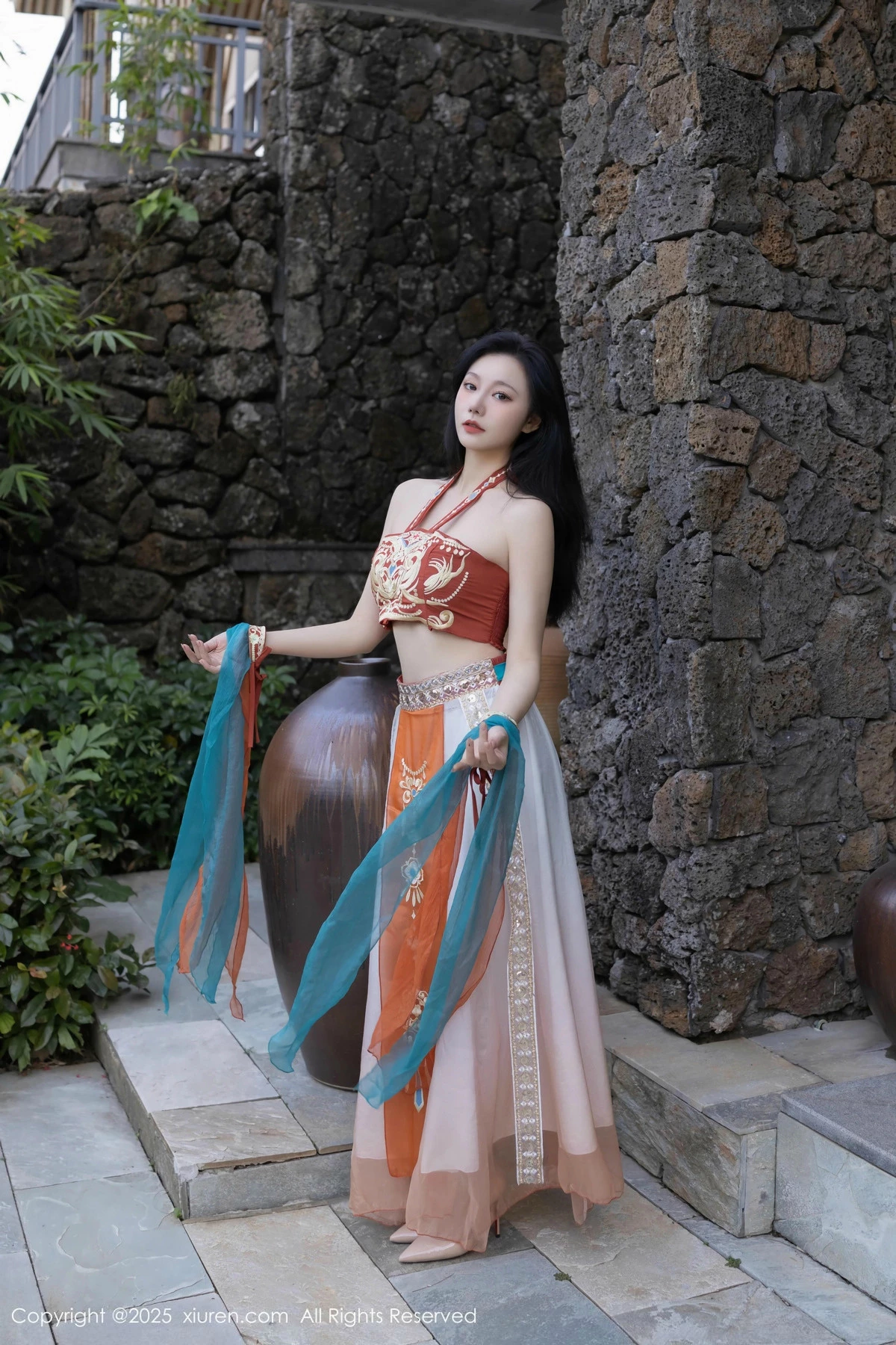 [[XiuRen秀人网]秀人网]No.9757_模特安然anran性感古风薄纱服饰配超薄肉丝秀丰满身材诱惑写真81P