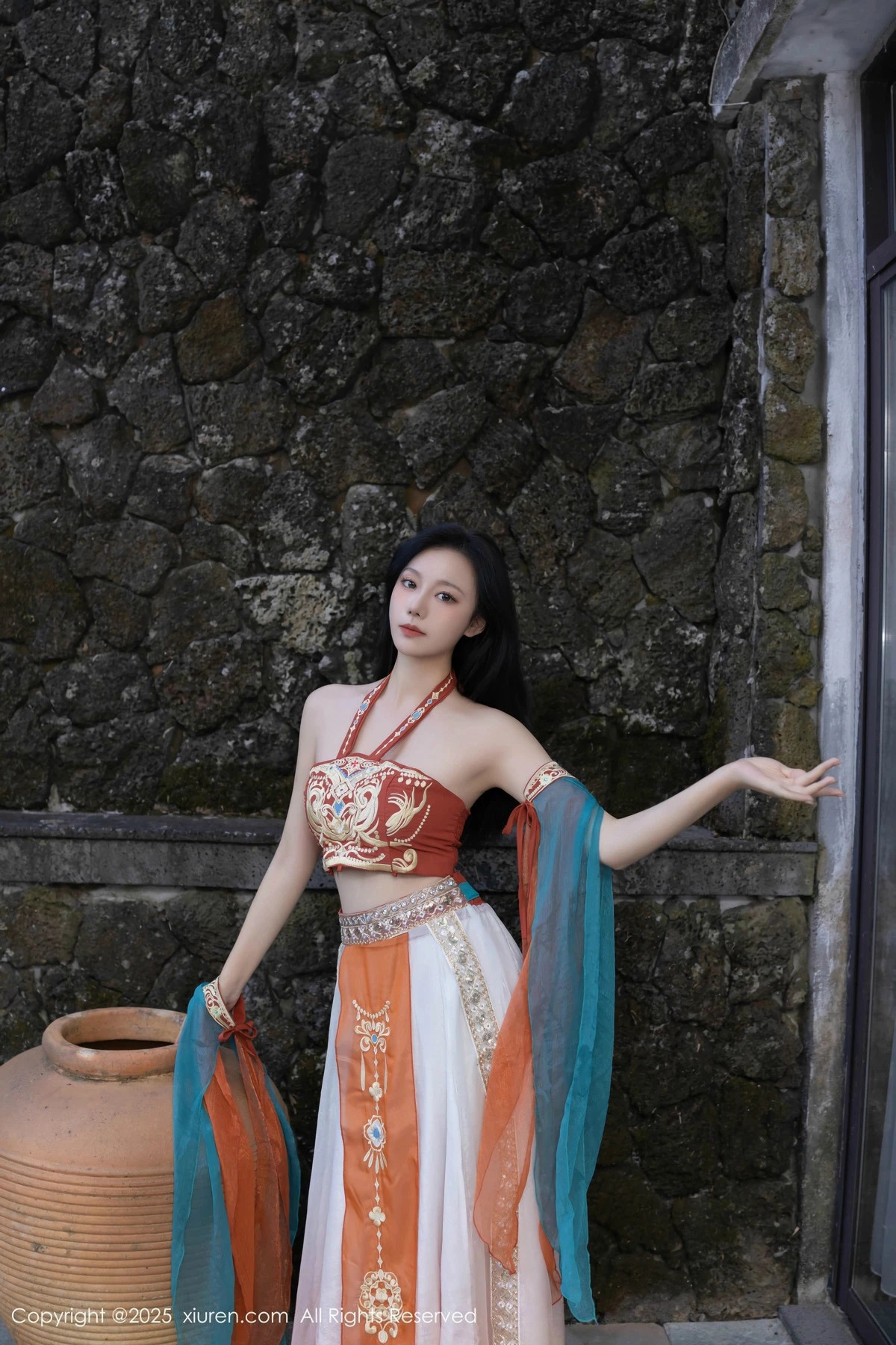 [[XiuRen秀人网]秀人网]No.9757_模特安然anran性感古风薄纱服饰配超薄肉丝秀丰满身材诱惑写真81P