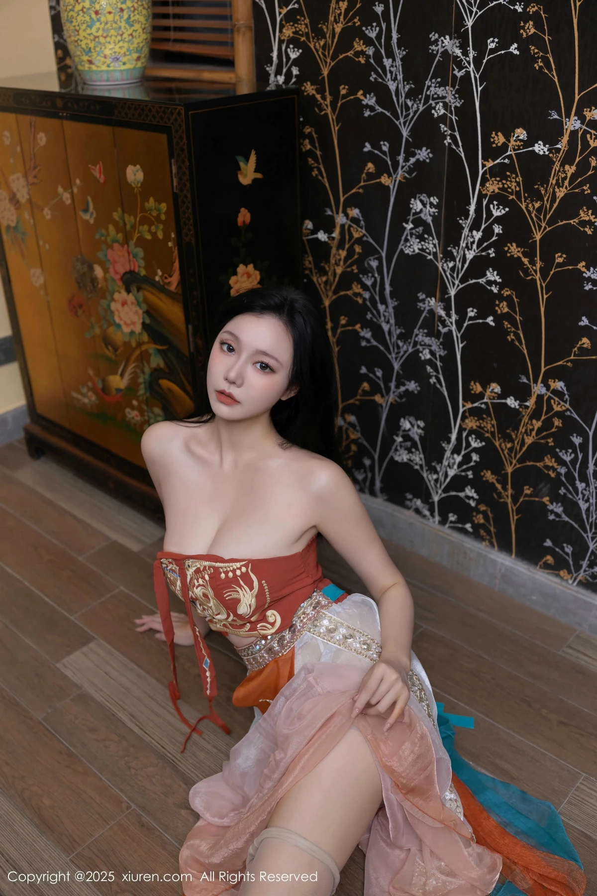 [[XiuRen秀人网]秀人网]No.9757_模特安然anran性感古风薄纱服饰配超薄肉丝秀丰满身材诱惑写真81P