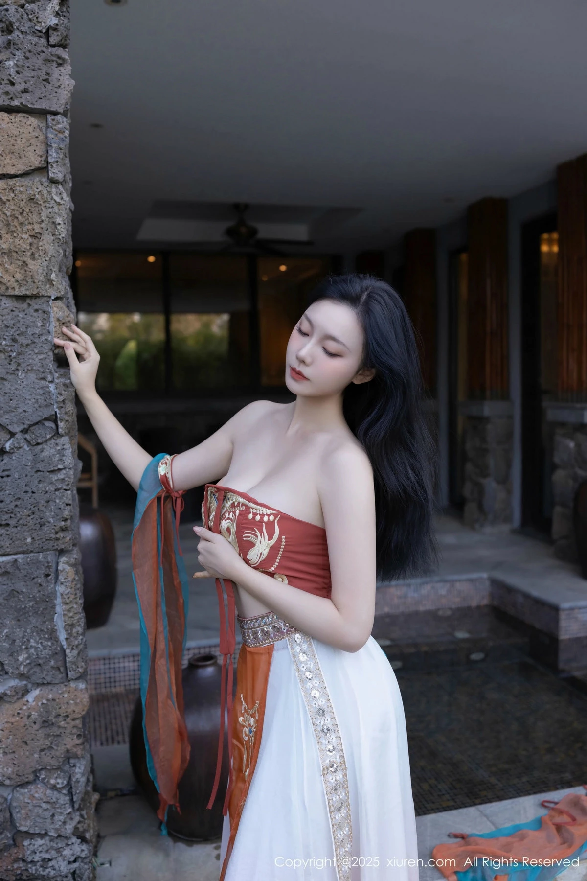 [[XiuRen秀人网]秀人网]No.9757_模特安然anran性感古风薄纱服饰配超薄肉丝秀丰满身材诱惑写真81P