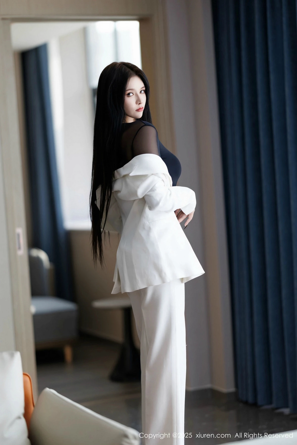 [[XiuRen秀人网]秀人网]No.9755_模特娜比性感黑色情趣内衣配黑丝吊袜秀凹凸身材完美诱惑写真91P