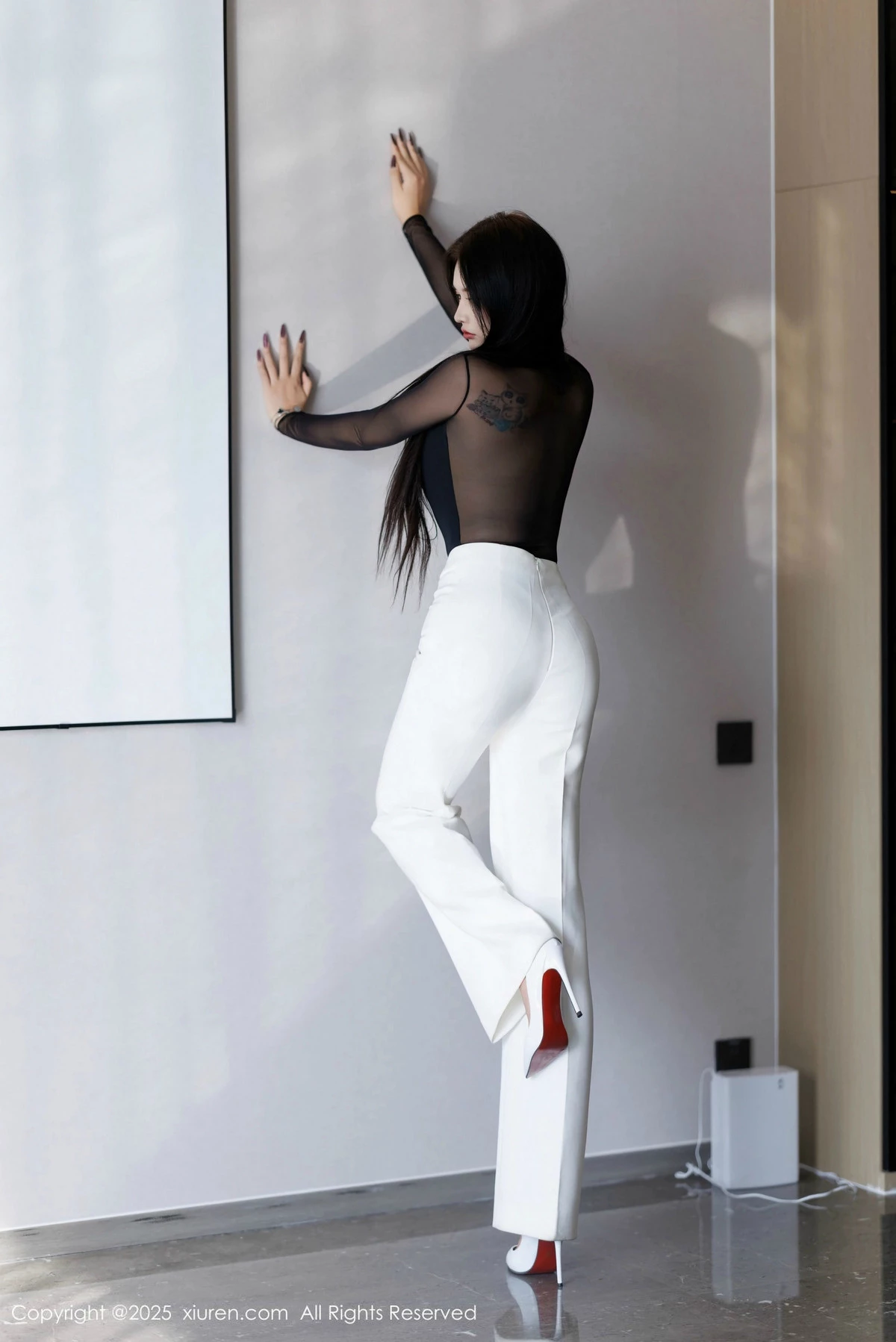 [[XiuRen秀人网]秀人网]No.9755_模特娜比性感黑色情趣内衣配黑丝吊袜秀凹凸身材完美诱惑写真91P