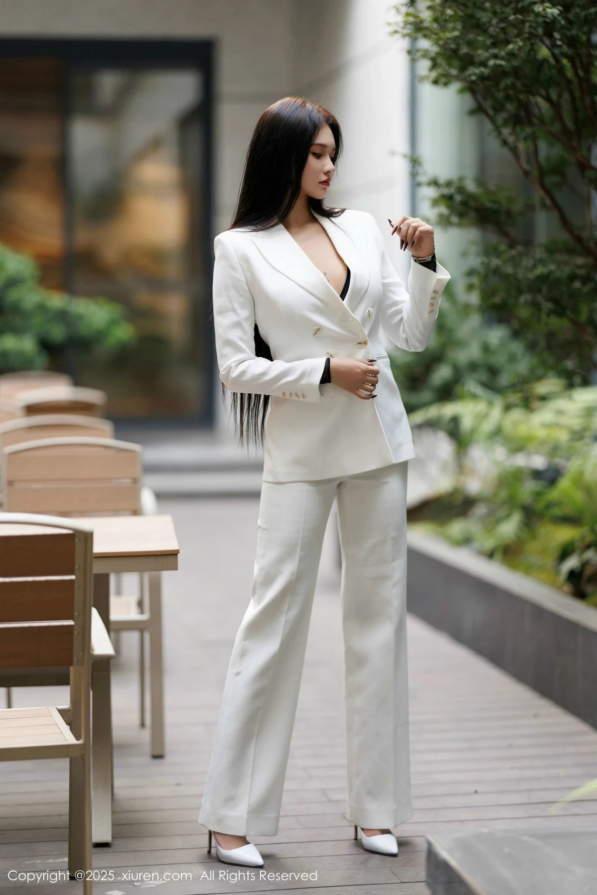 [[XiuRen秀人网]秀人网]No.9755_模特娜比性感黑色情趣内衣配黑丝吊袜秀凹凸身材完美诱惑写真91P